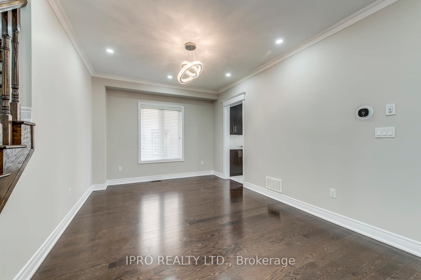 Photo 26 of 31 Birch Tree Trail, Brampton, Bram East — HOMEH