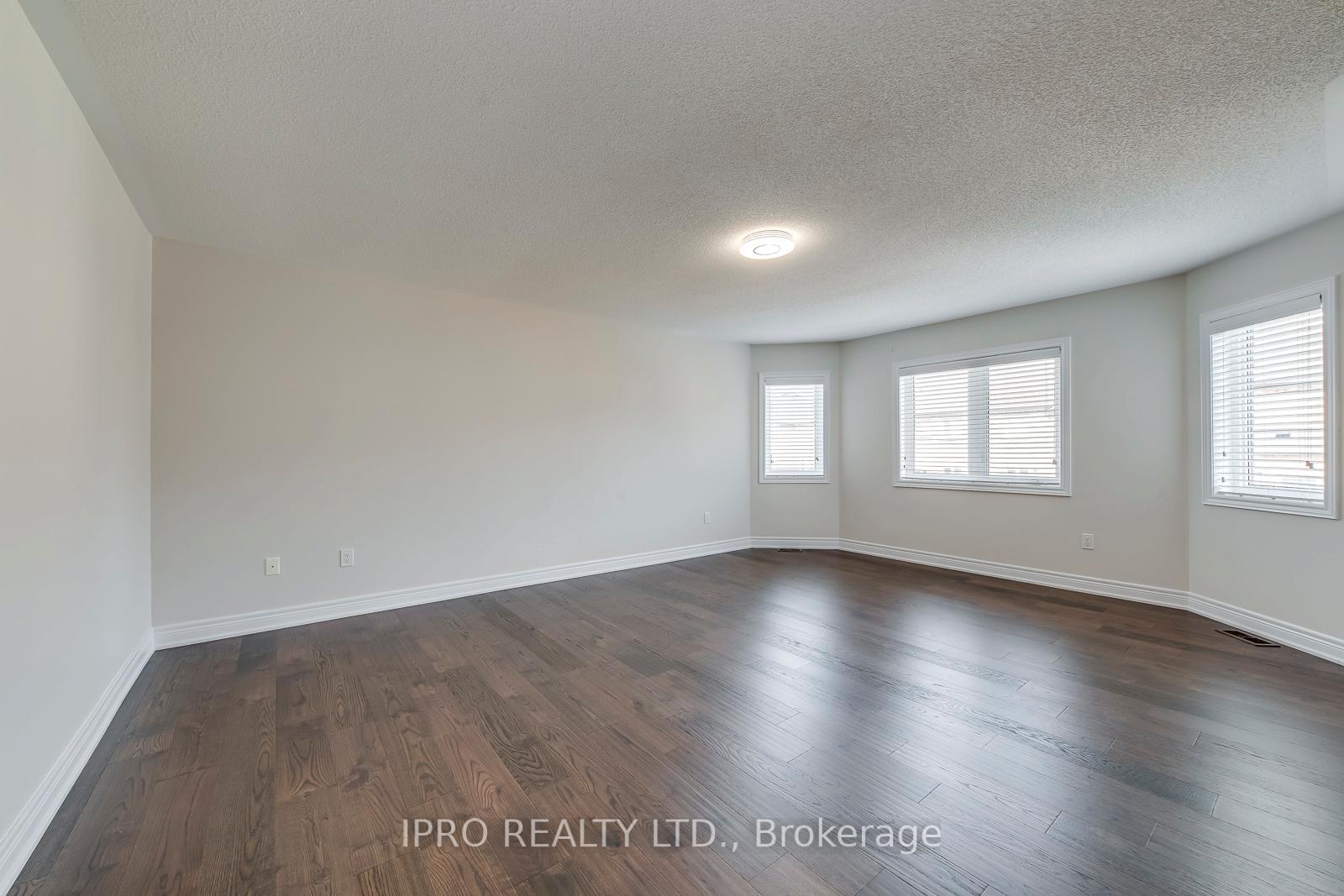 Photo 49 of 31 Birch Tree Trail, Brampton, Bram East — HOMEH