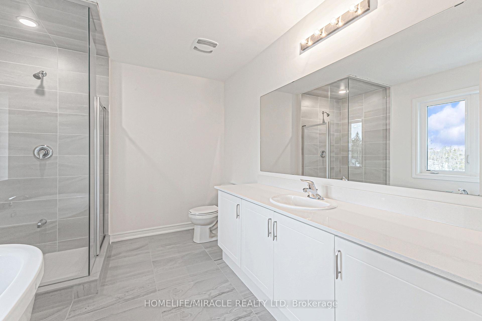 Photo 29 of 1274 Davis Loop, Innisfil, Lefroy — HOMEH