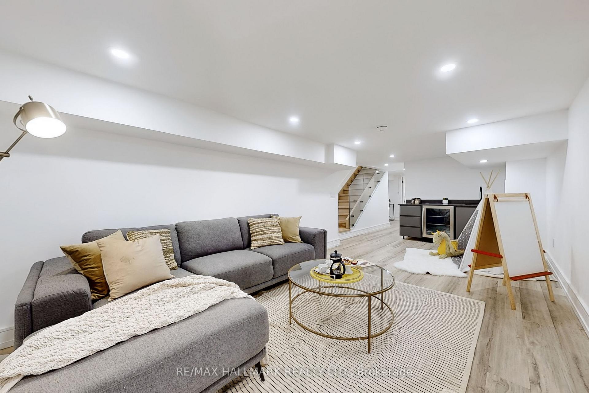 Photo 21 of 100 Victor Avenue, Toronto, North Riverdale — HOMEH