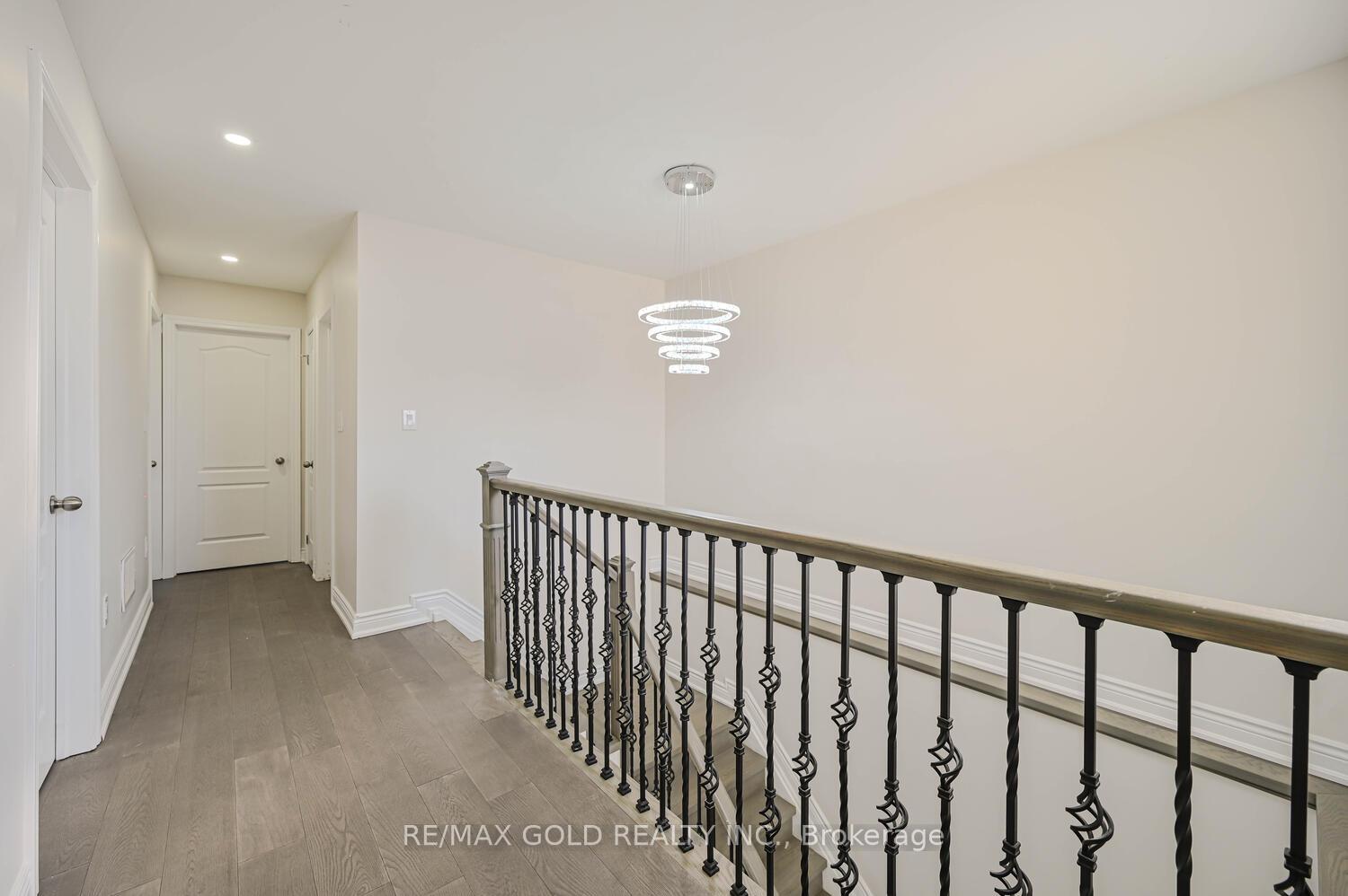 Photo 16 of 31 Histon Crescent, Brampton, Madoc — HOMEH