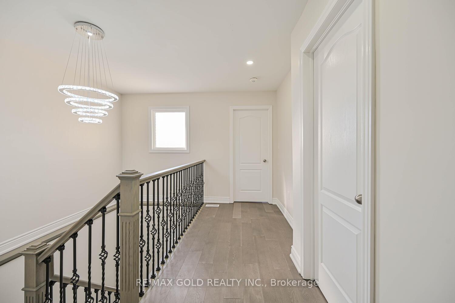 Photo 9 of 31 Histon Crescent, Brampton, Madoc — HOMEH