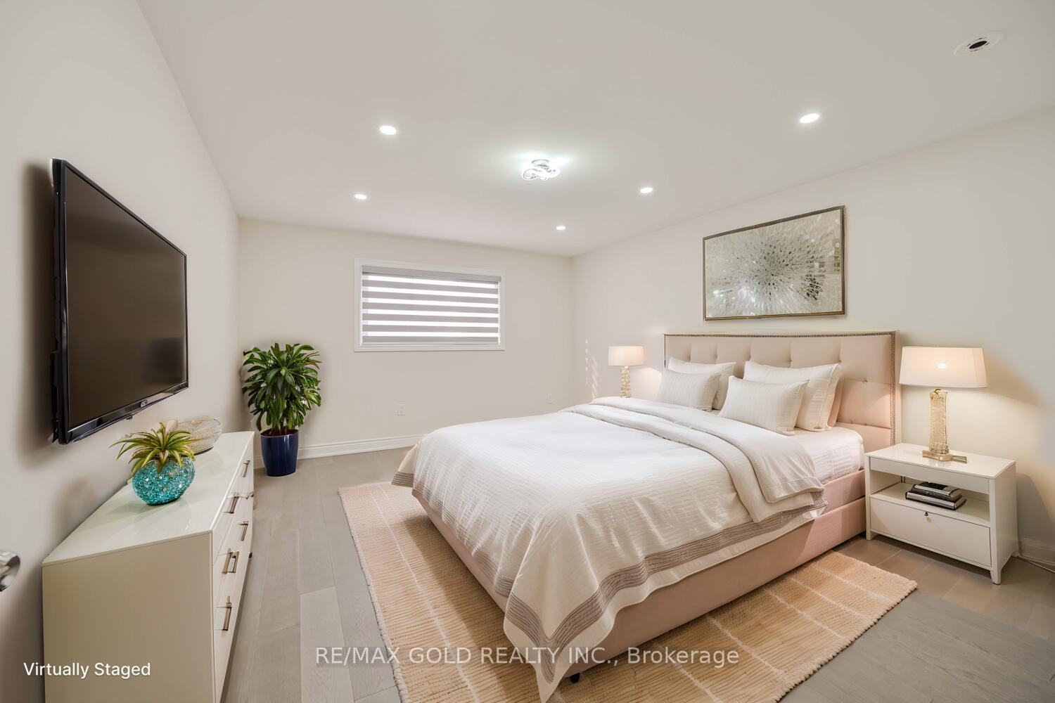 Photo 13 of 31 Histon Crescent, Brampton, Madoc — HOMEH
