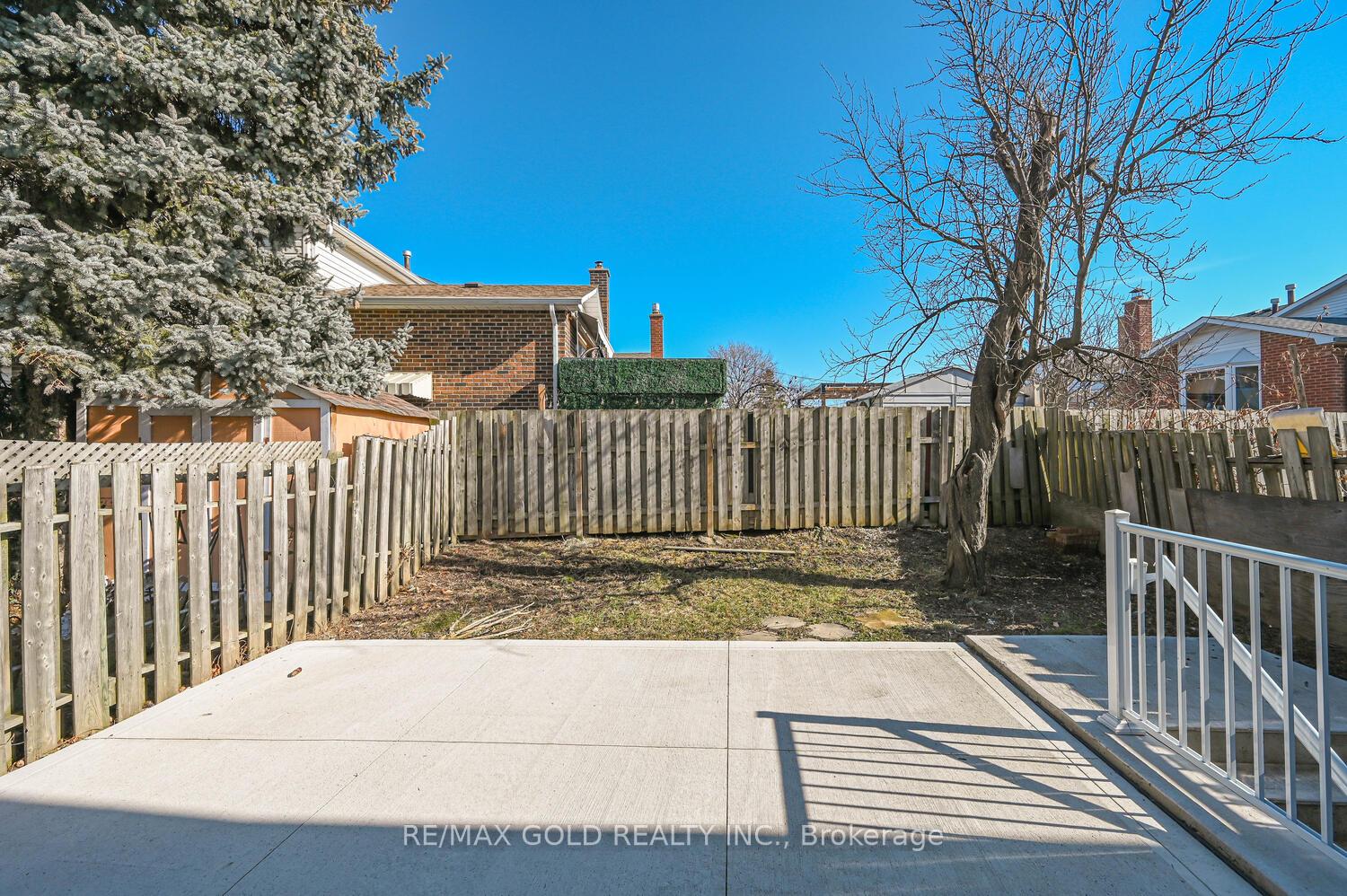 Photo 28 of 31 Histon Crescent, Brampton, Madoc — HOMEH