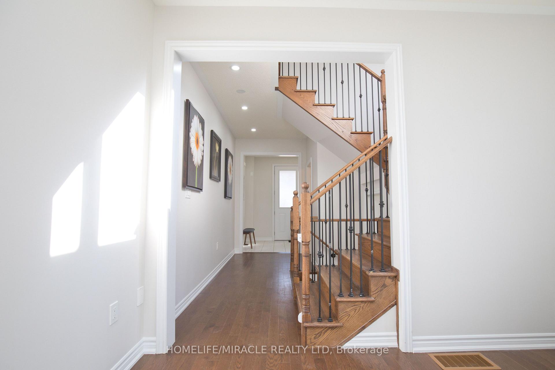 Photo 5 of 48 Camino Real Drive, Caledon, Rural Caledon — HOMEH