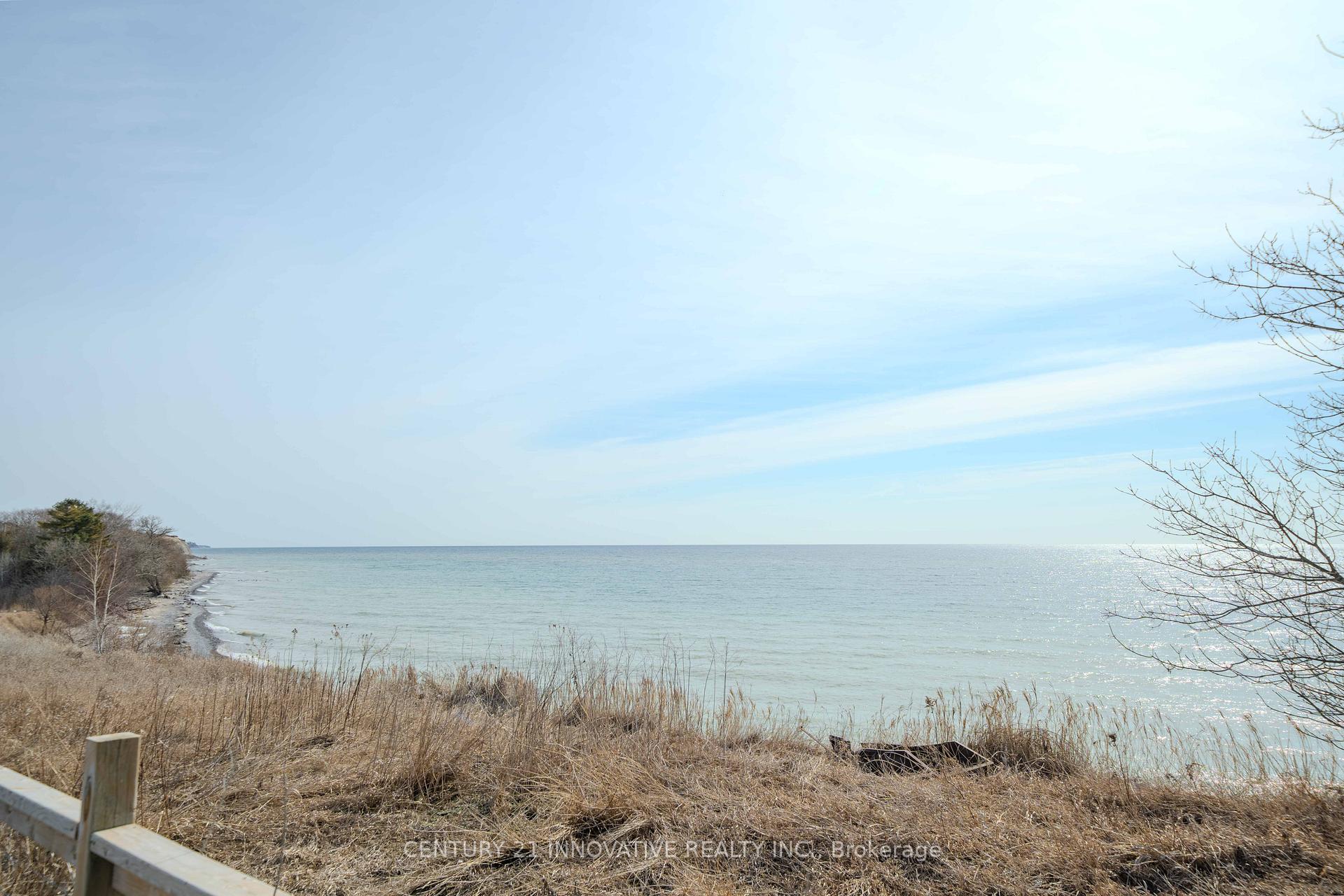 Photo 6 of 46 Clipper Lane, Clarington, Bowmanville — HOMEH