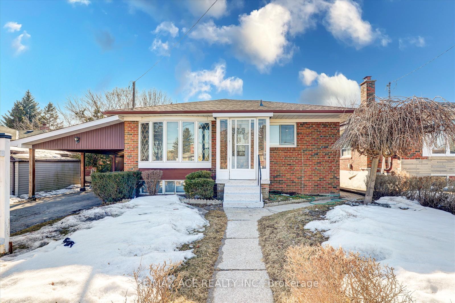 Front of 16 Roseglor Crescent
