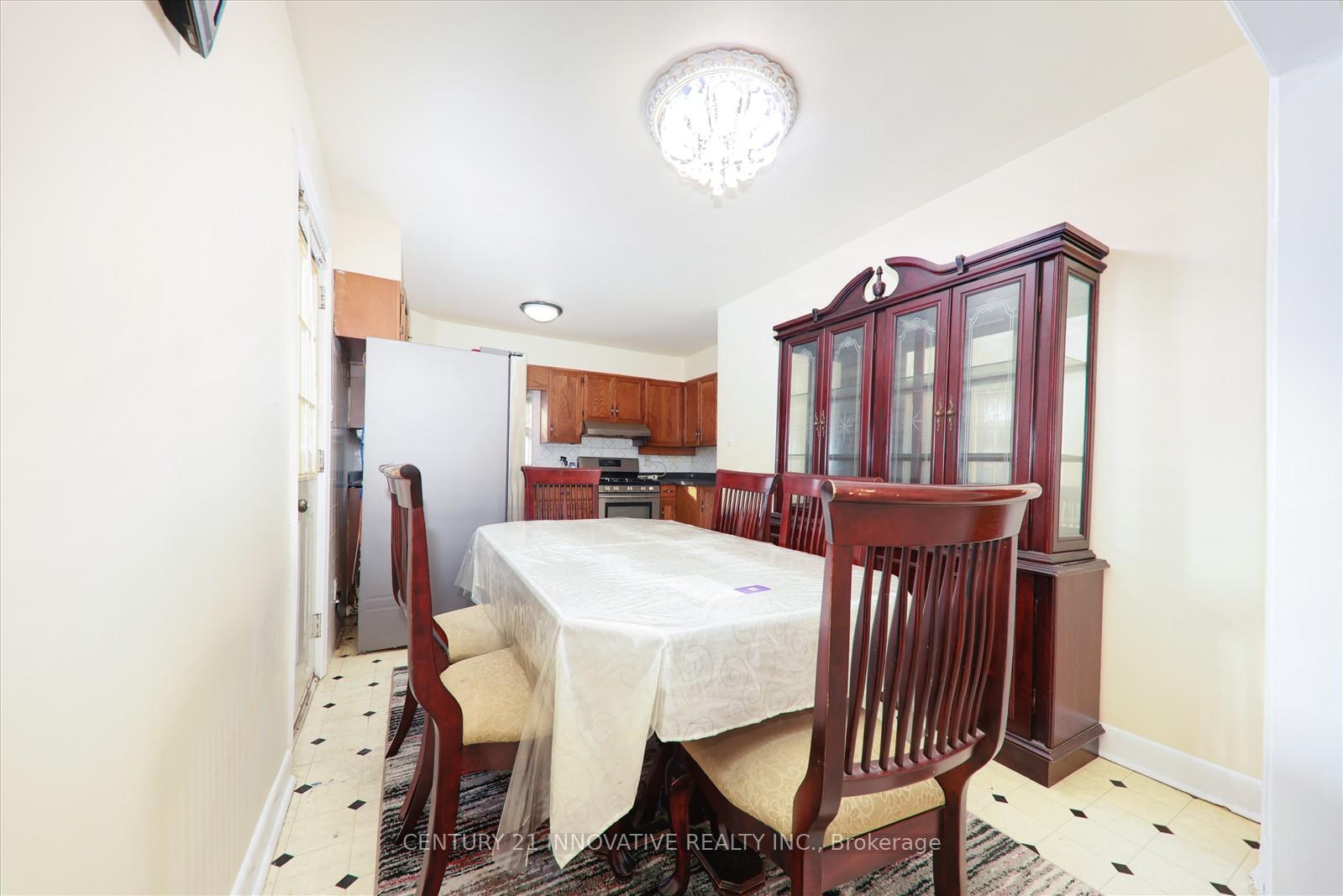 Photo 12 of 80 Adanac Drive, Scarborough, Cliffcrest — HOMEH