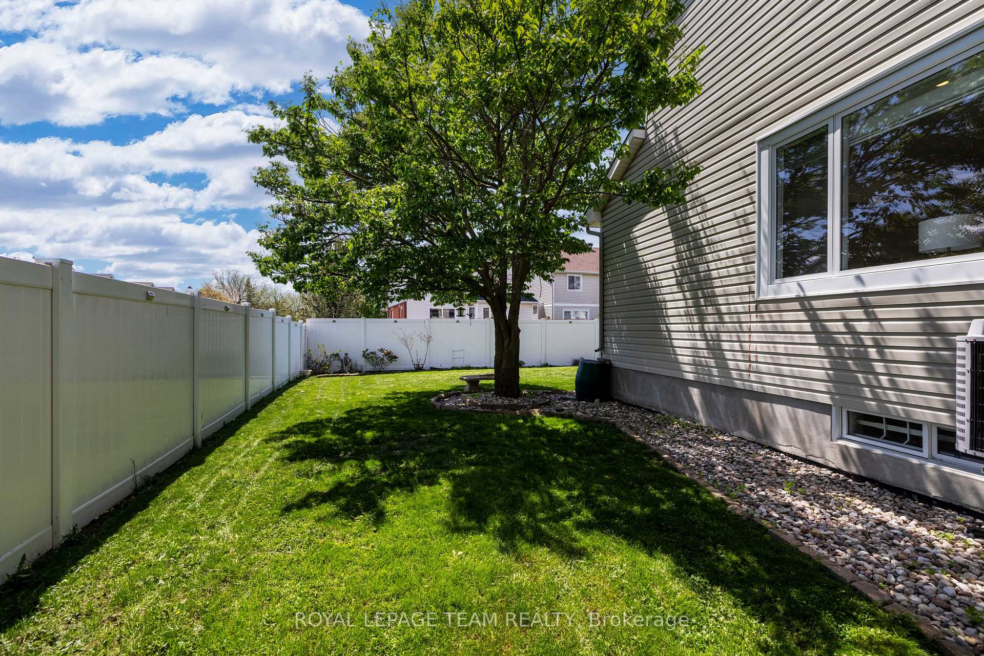Photo 47 of 10 Sutcliffe Terrace, Ottawa, Barrhaven - Longfields — HOMEH