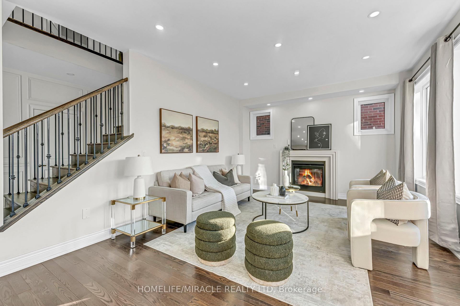 Photo 12 of 1039 Kingpeak Crescent, Pickering, Rural Pickering — HOMEH