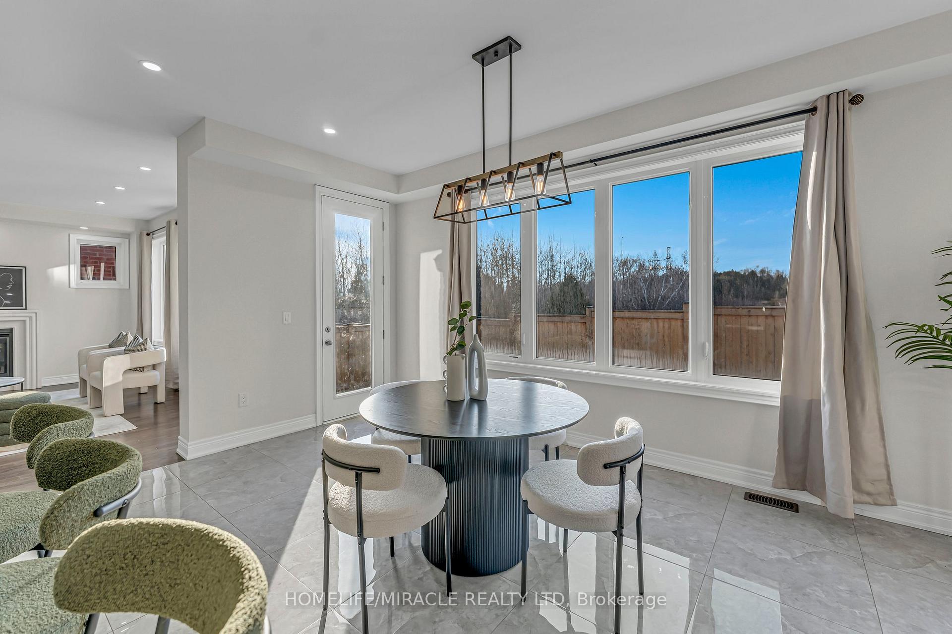 Photo 20 of 1039 Kingpeak Crescent, Pickering, Rural Pickering — HOMEH