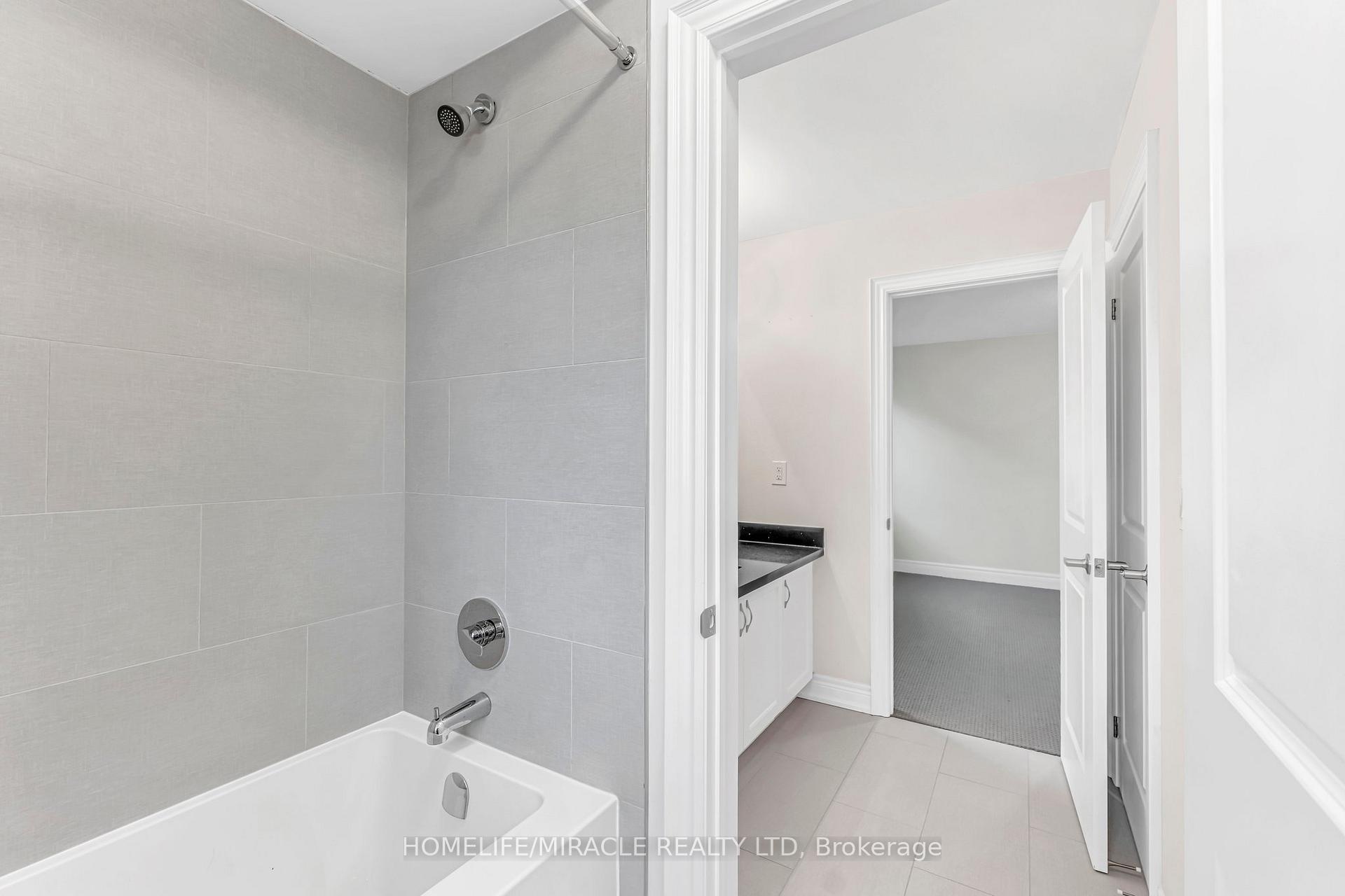 Photo 25 of 1039 Kingpeak Crescent, Pickering, Rural Pickering — HOMEH