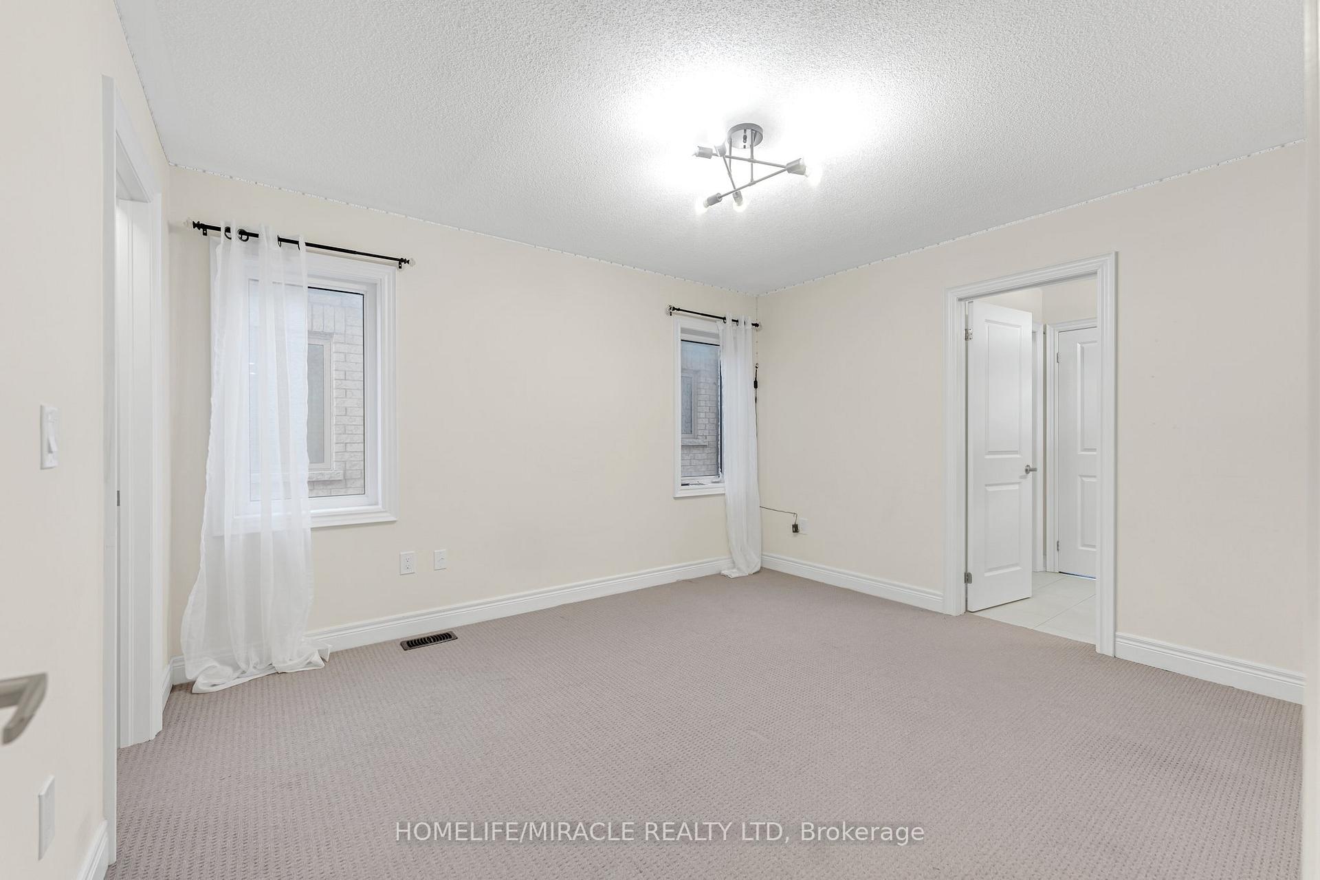 Photo 30 of 1039 Kingpeak Crescent, Pickering, Rural Pickering — HOMEH