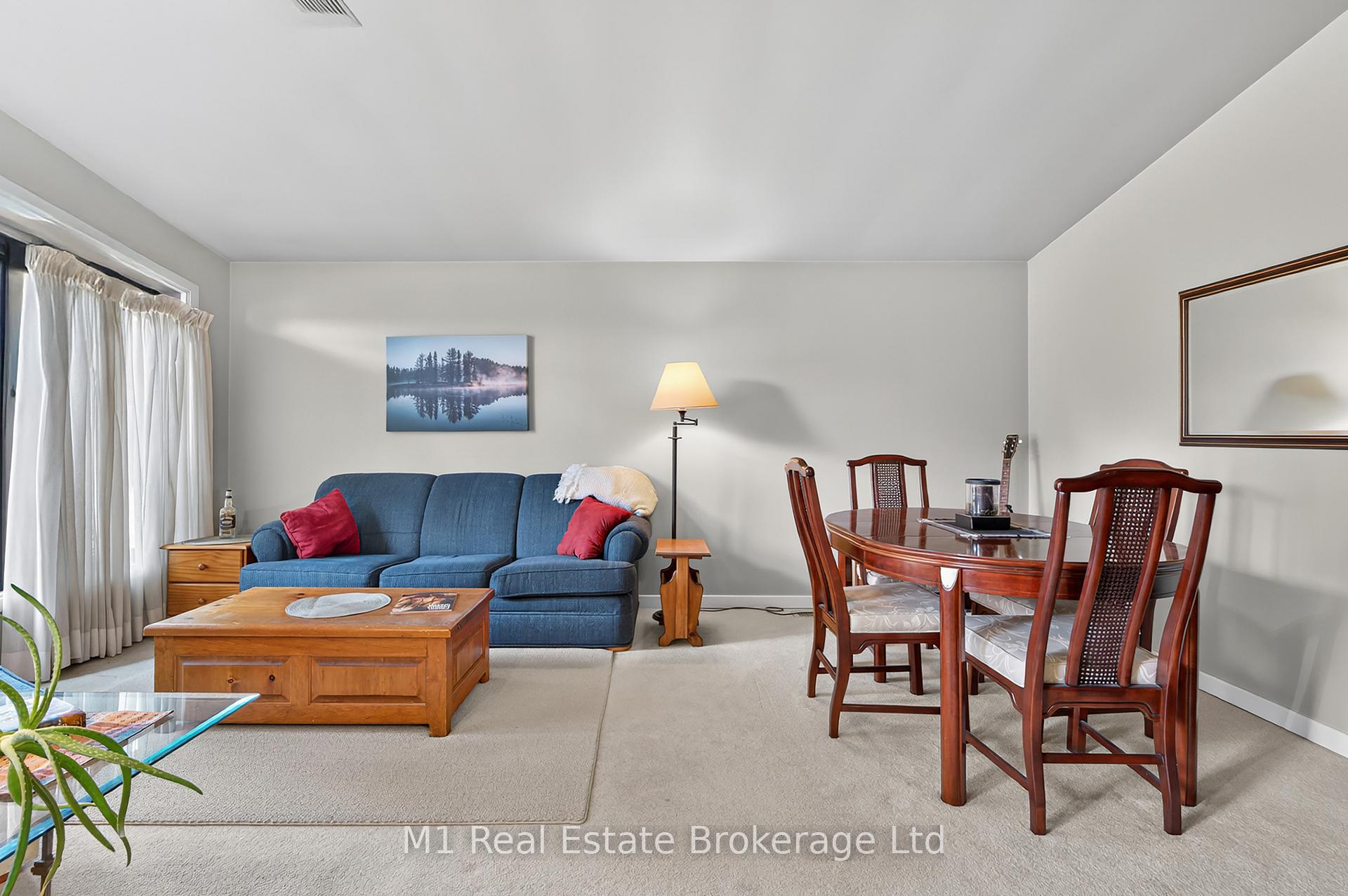 Photo 11 of 15 Woodycrest Drive, Guelph, Junction/Onward Willow — HOMEH