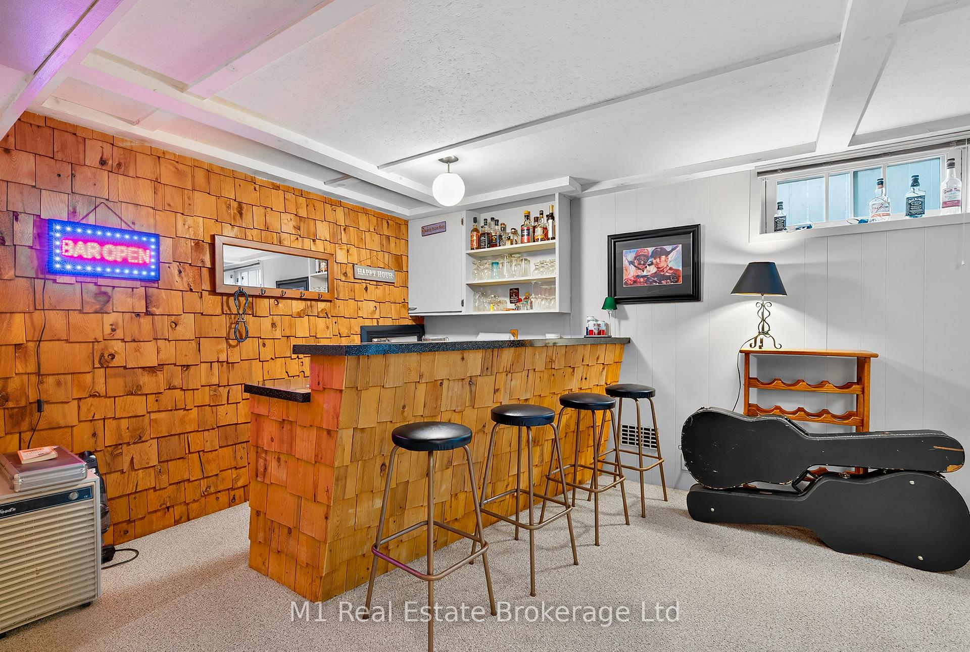 Photo 23 of 15 Woodycrest Drive, Guelph, Junction/Onward Willow — HOMEH