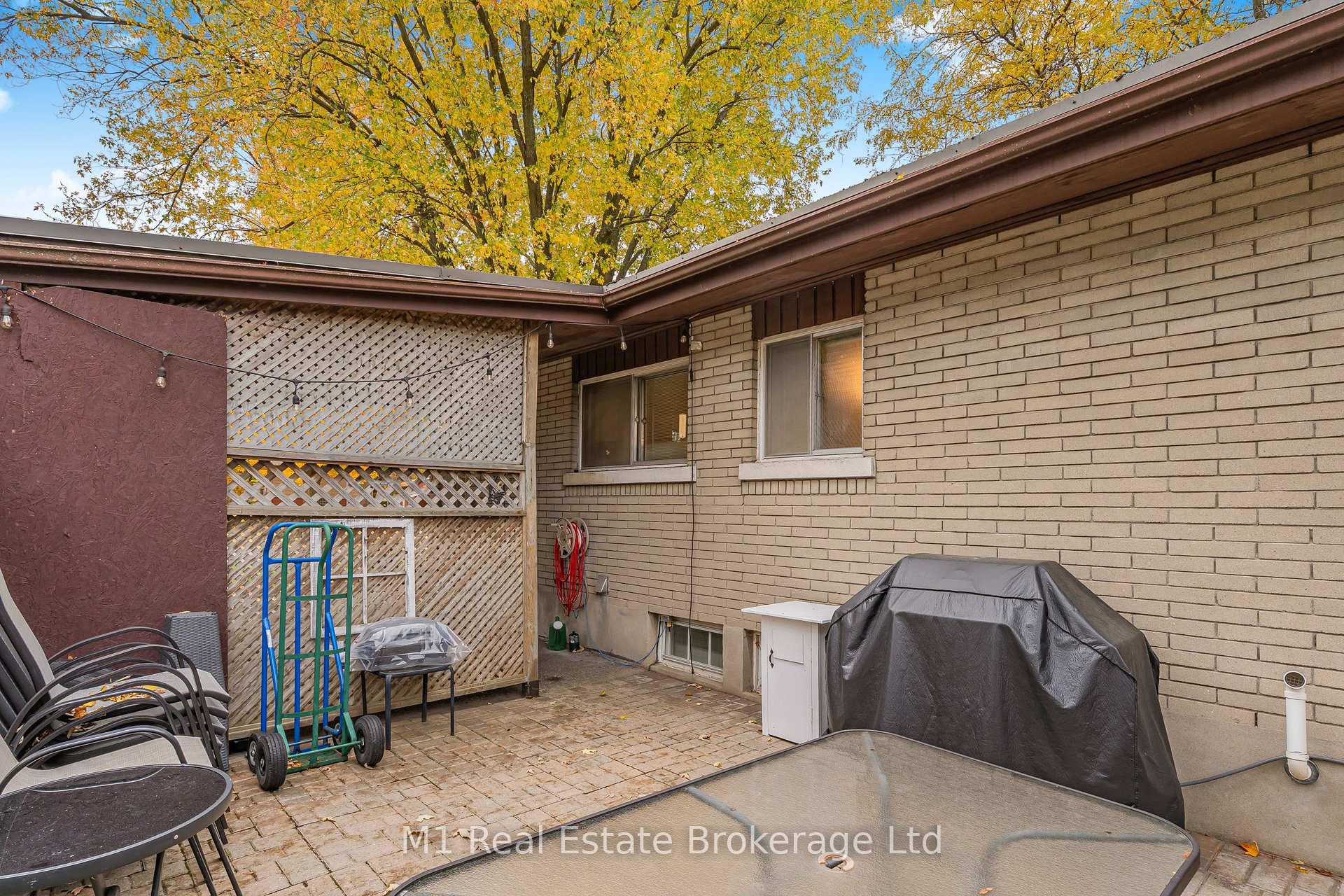 Photo 31 of 15 Woodycrest Drive, Guelph, Junction/Onward Willow — HOMEH
