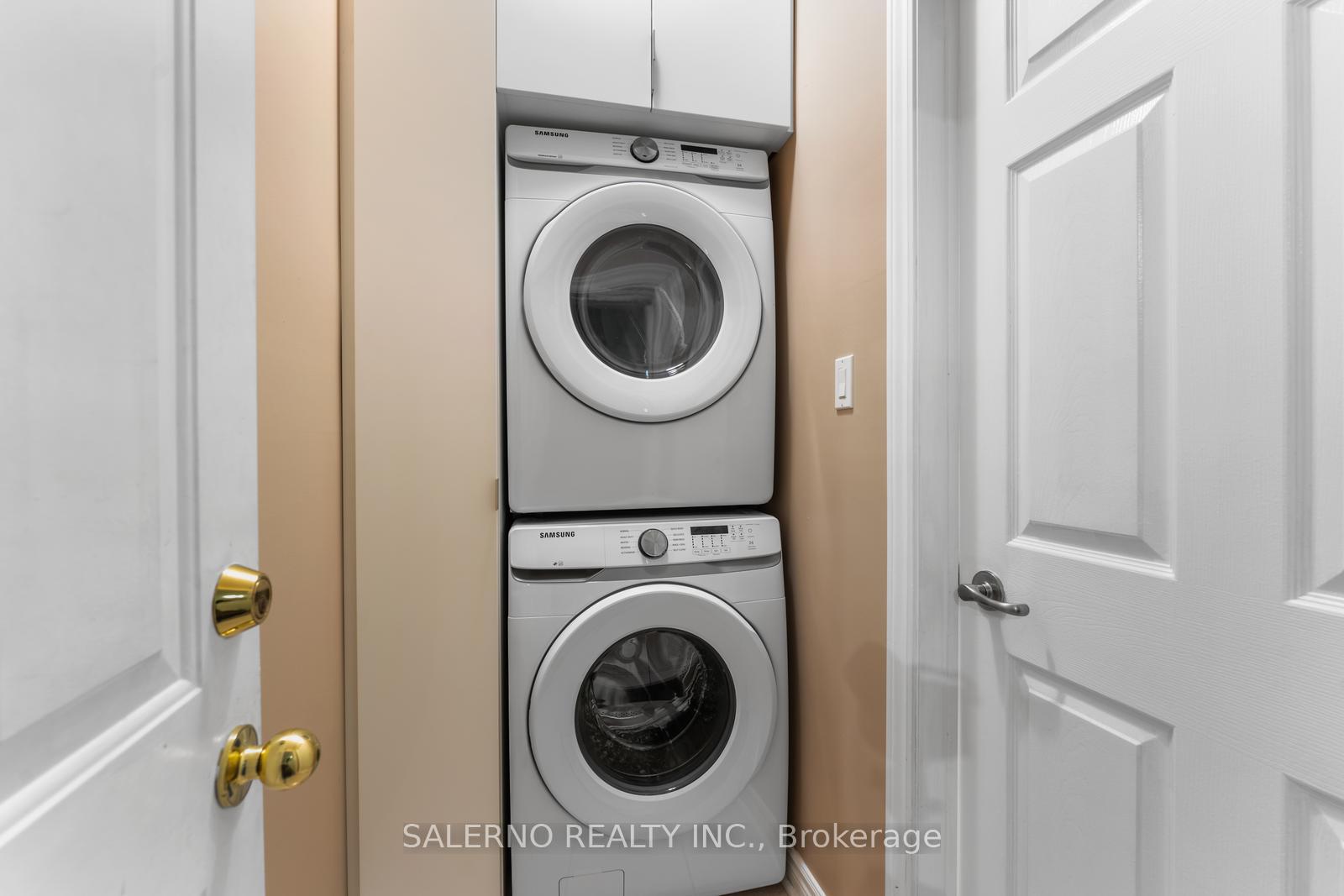 Photo 25 of 521 Cunningham Drive, Vaughan, Maple — HOMEH