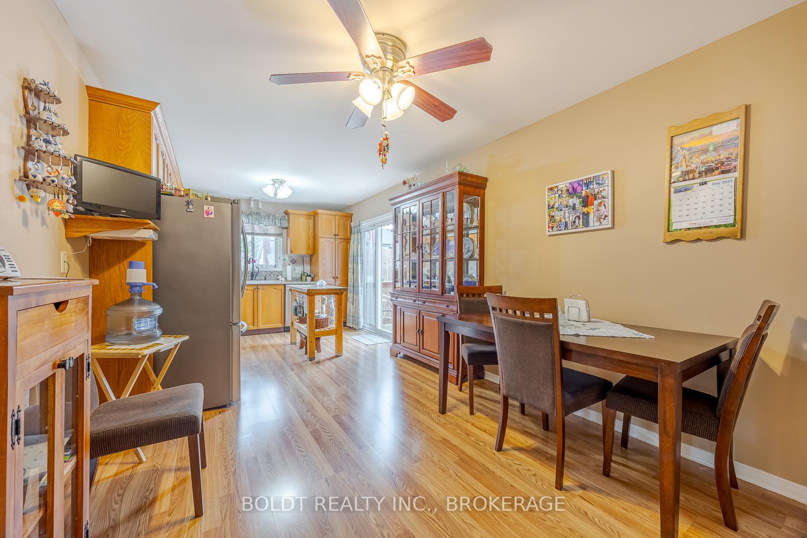 Photo 18 of 33 Foxtail Avenue S, Welland, West Welland — HOMEH