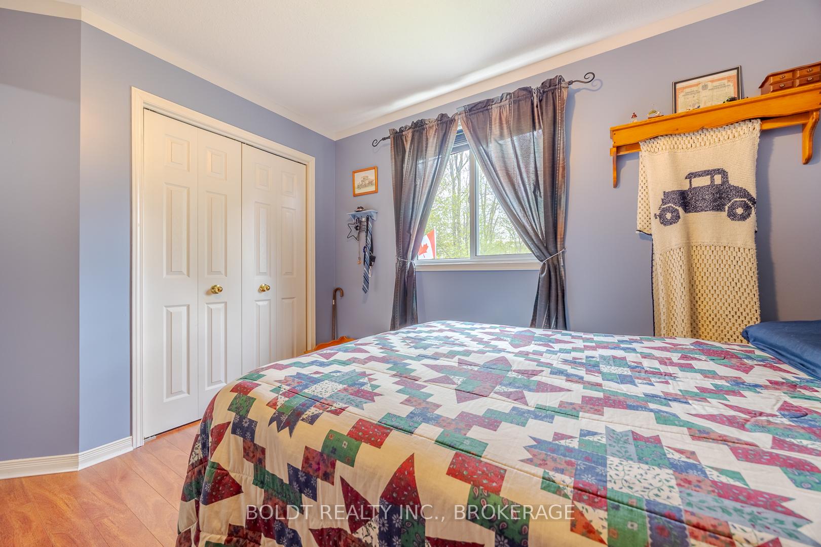 Photo 9 of 33 Foxtail Avenue S, Welland, West Welland — HOMEH