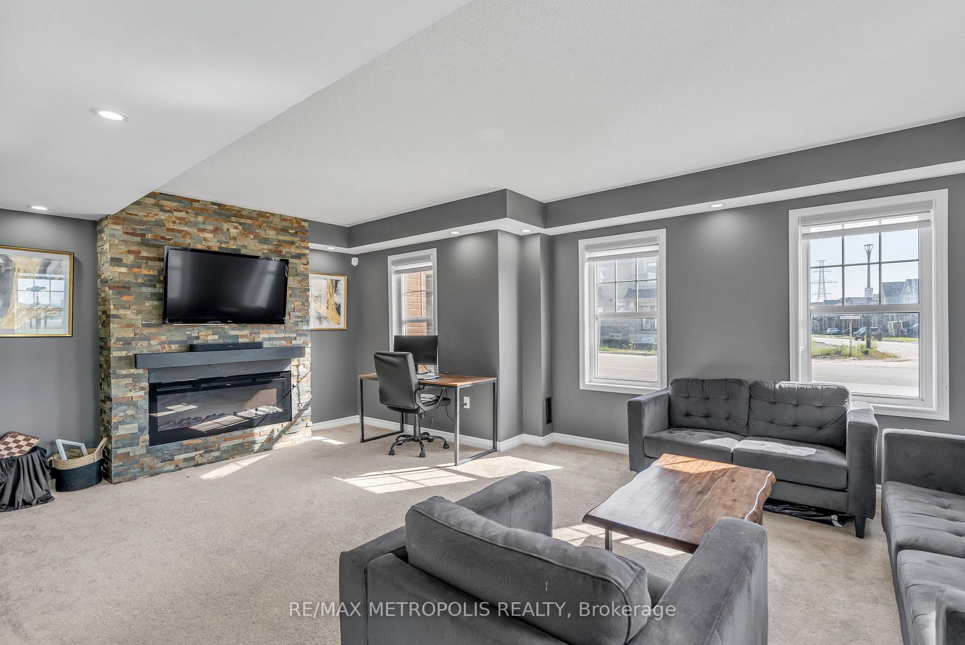 Photo 12 of 2700 Burkholder Drive, Pickering, Rural Pickering — HOMEH