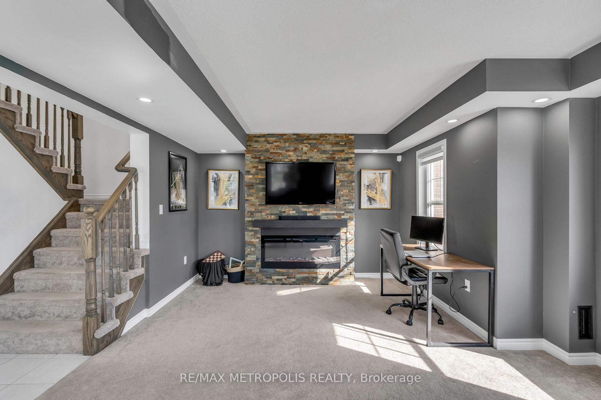 Photo 9 of 2700 Burkholder Drive, Pickering, Rural Pickering — HOMEH