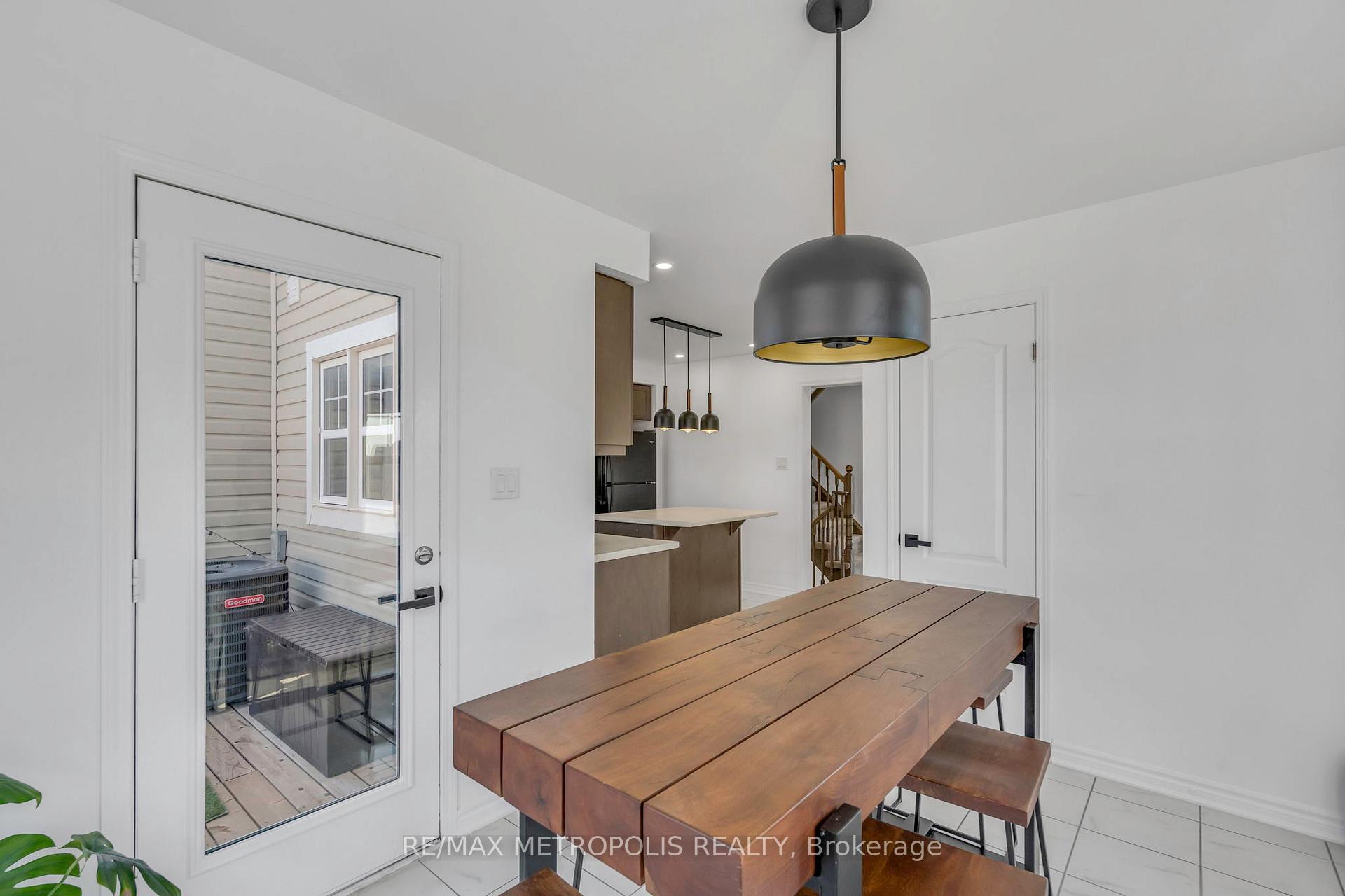 Photo 14 of 2700 Burkholder Drive, Pickering, Rural Pickering — HOMEH