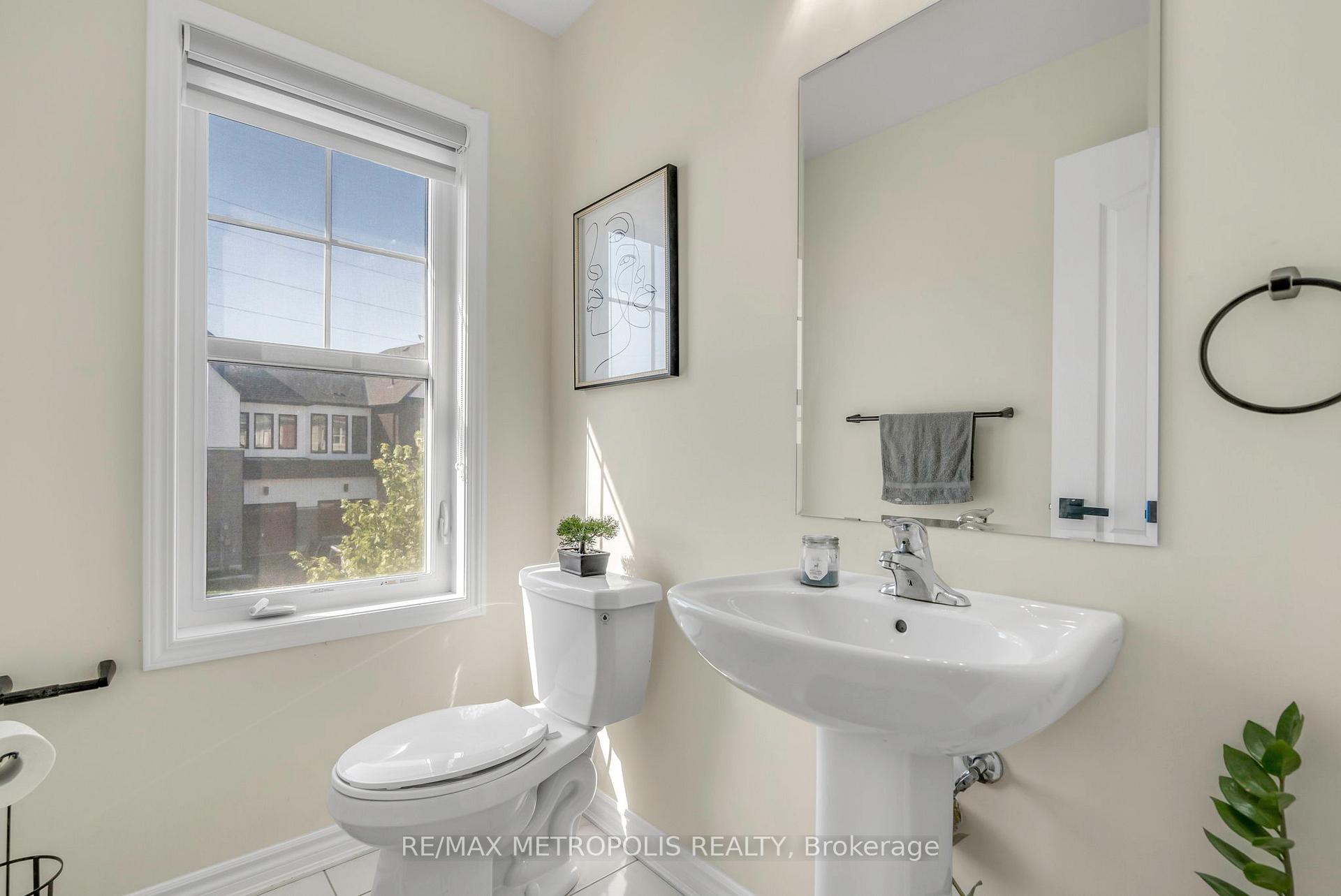 Photo 18 of 2700 Burkholder Drive, Pickering, Rural Pickering — HOMEH