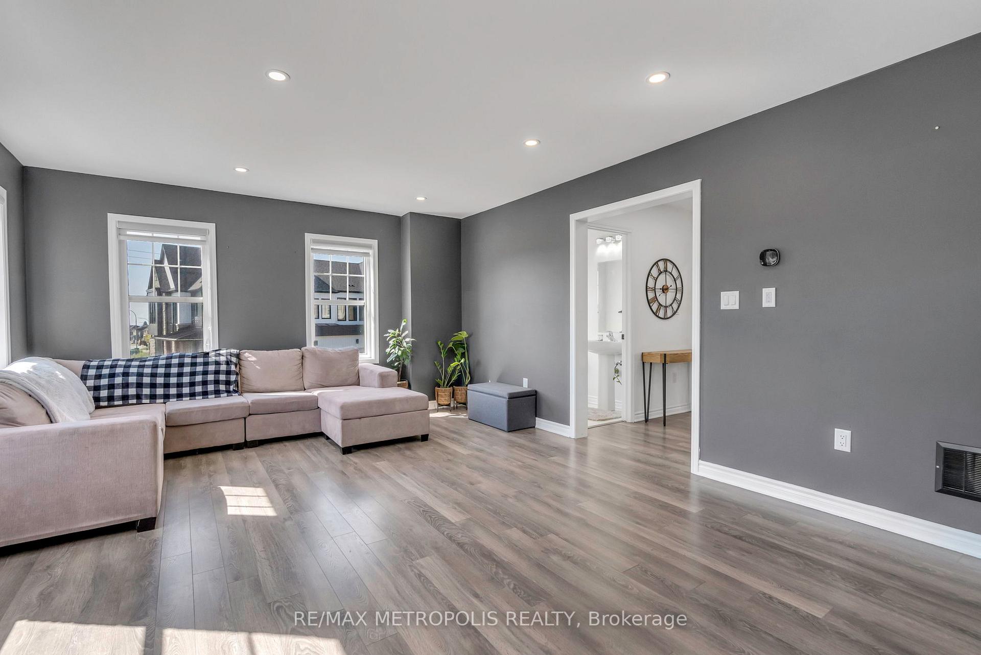 Photo 27 of 2700 Burkholder Drive, Pickering, Rural Pickering — HOMEH