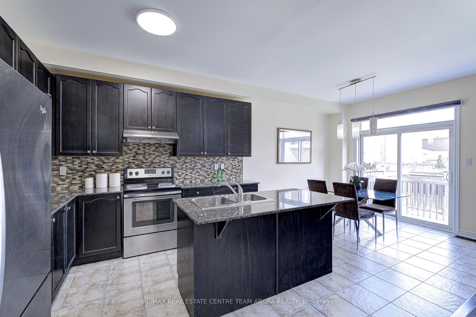 Photo 22 of 23 George Robinson Drive, Brampton, Credit Valley — HOMEH