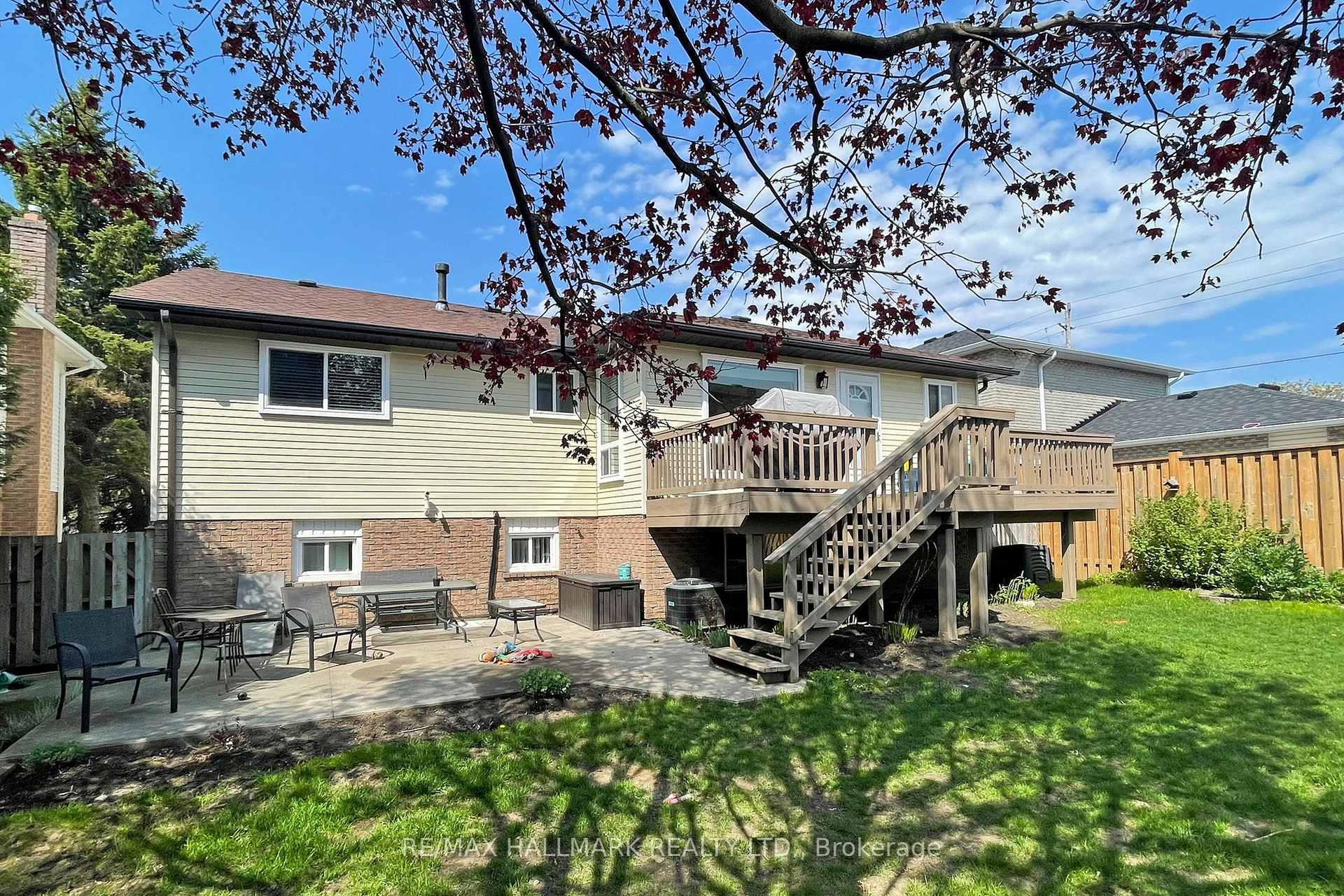 Photo 44 of 3 Cherry Blossom Crescent, Clarington, Courtice — HOMEH