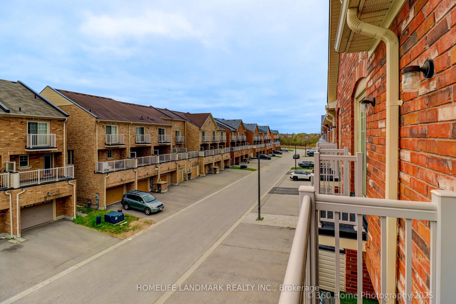 Photo 7 of 5293 Major Mackenzie Drive E, Markham, Berczy — HOMEH