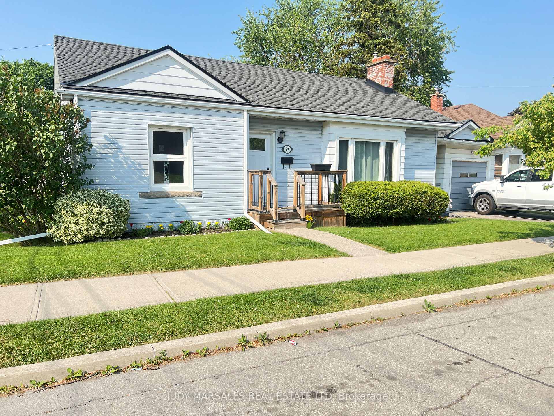 Photo 1 of 99 Brucedale Avenue E, Hamilton, Centremount — HOMEH