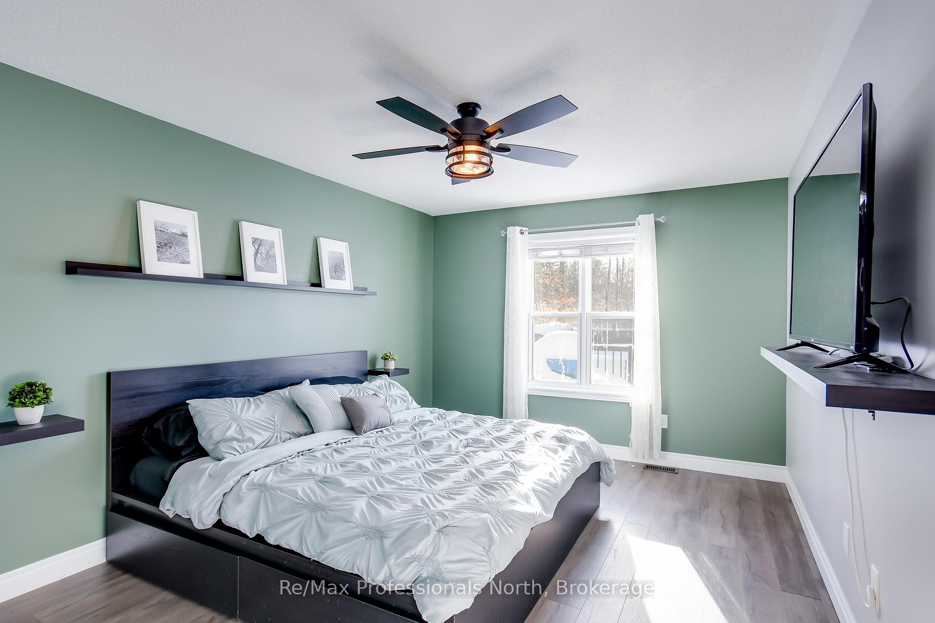 Photo 15 of 283 Pine Street, Gravenhurst, Muskoka (S) — HOMEH