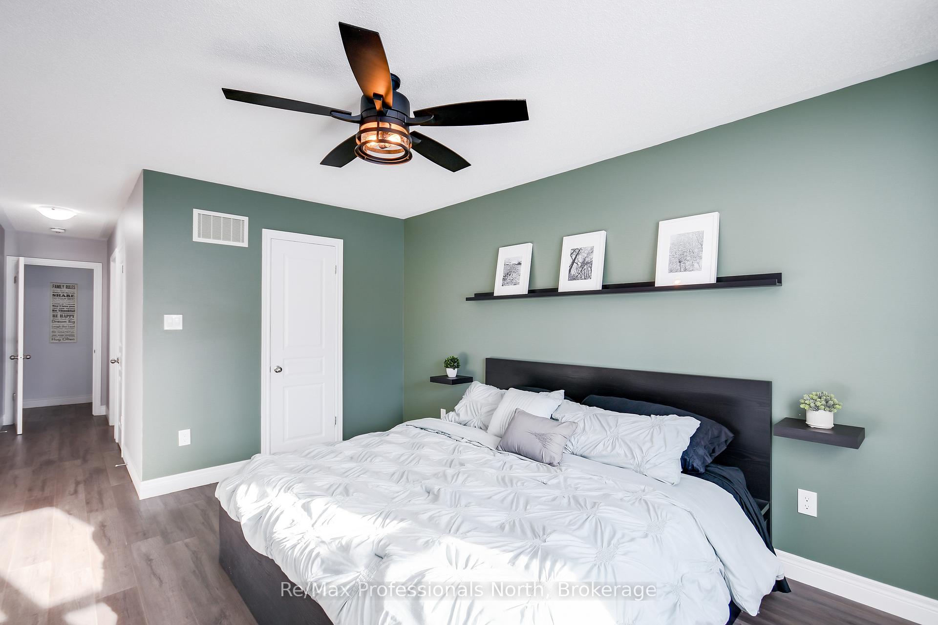 Photo 16 of 283 Pine Street, Gravenhurst, Muskoka (S) — HOMEH