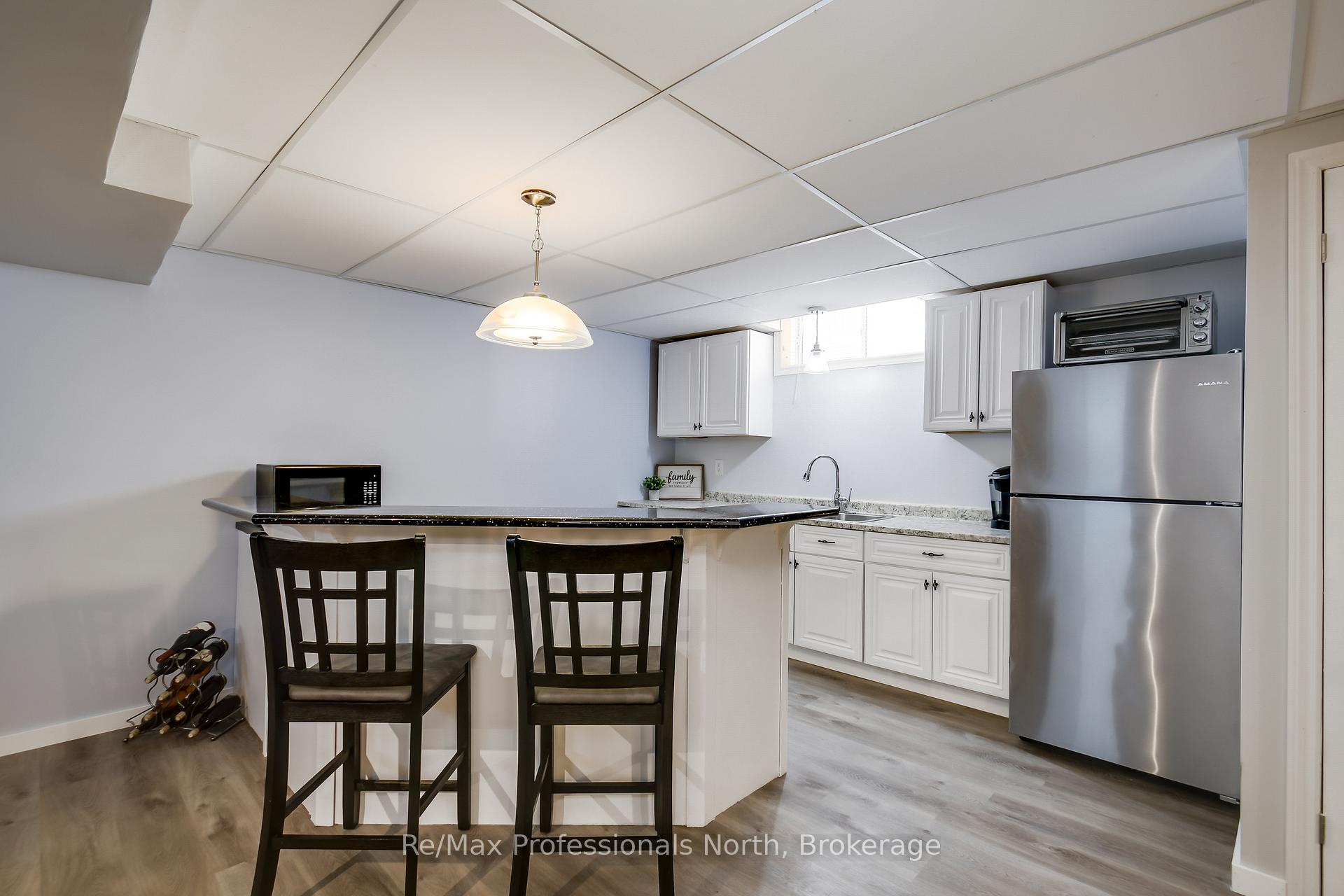 Photo 25 of 283 Pine Street, Gravenhurst, Muskoka (S) — HOMEH