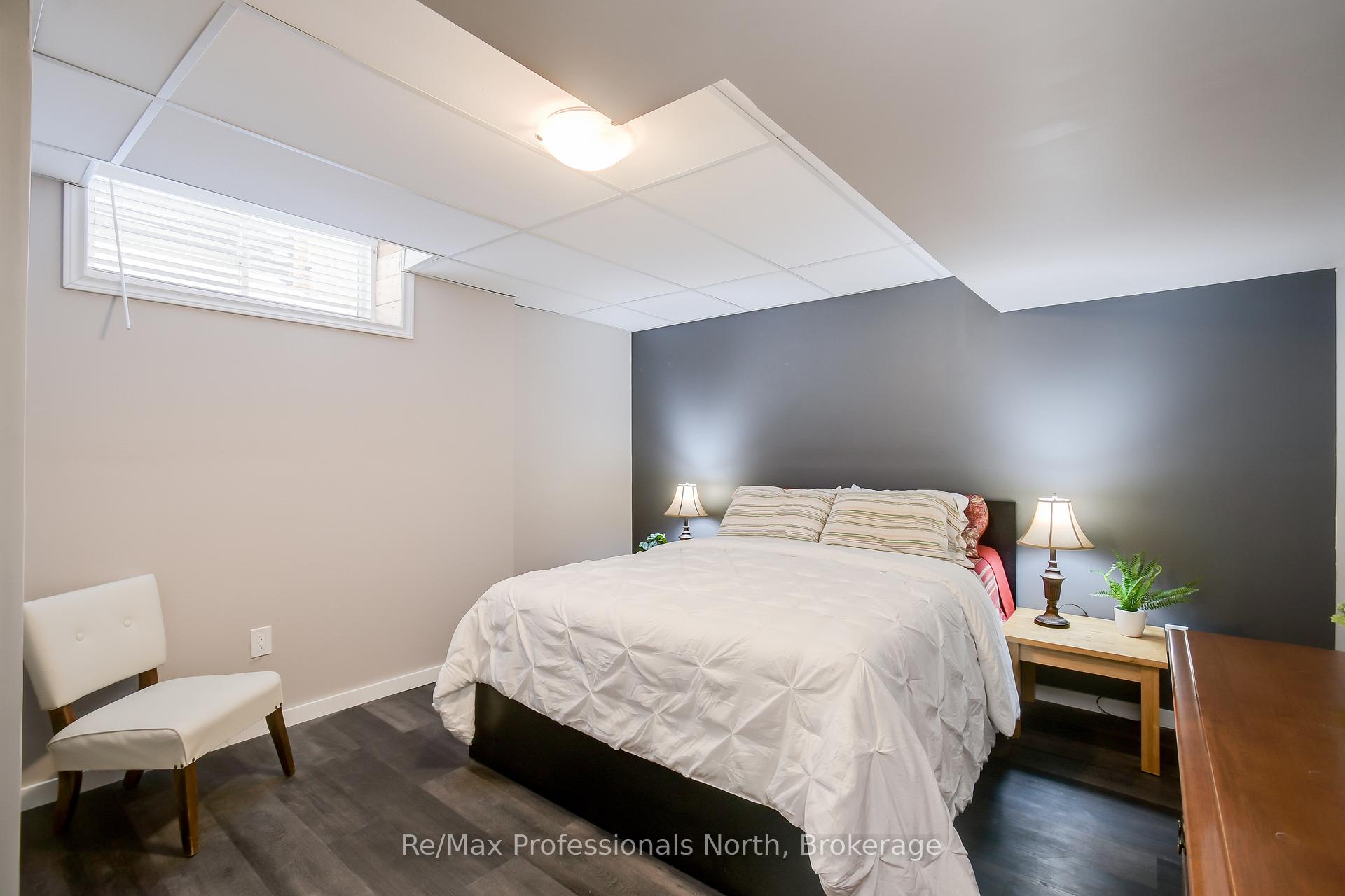 Photo 30 of 283 Pine Street, Gravenhurst, Muskoka (S) — HOMEH