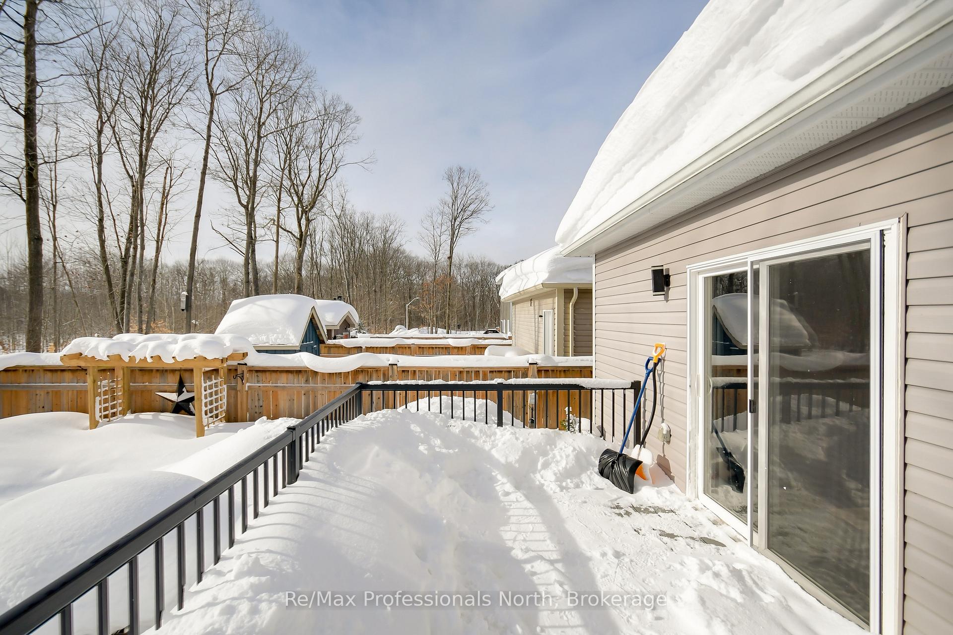 Photo 32 of 283 Pine Street, Gravenhurst, Muskoka (S) — HOMEH
