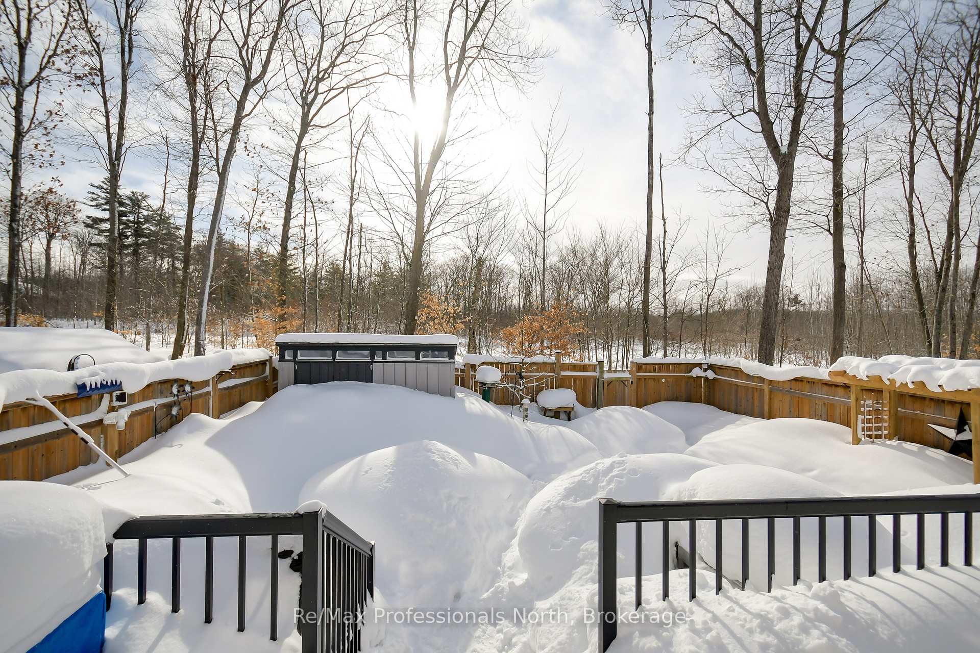 Photo 38 of 283 Pine Street, Gravenhurst, Muskoka (S) — HOMEH