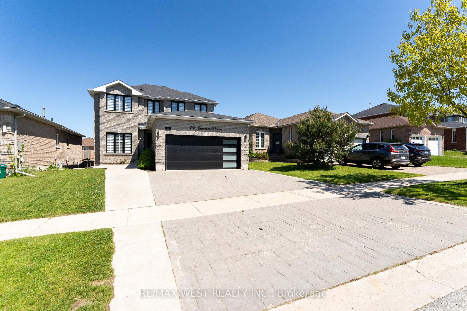 Photo 6 of 14 Jessica Drive, Barrie, Painswick South — HOMEH
