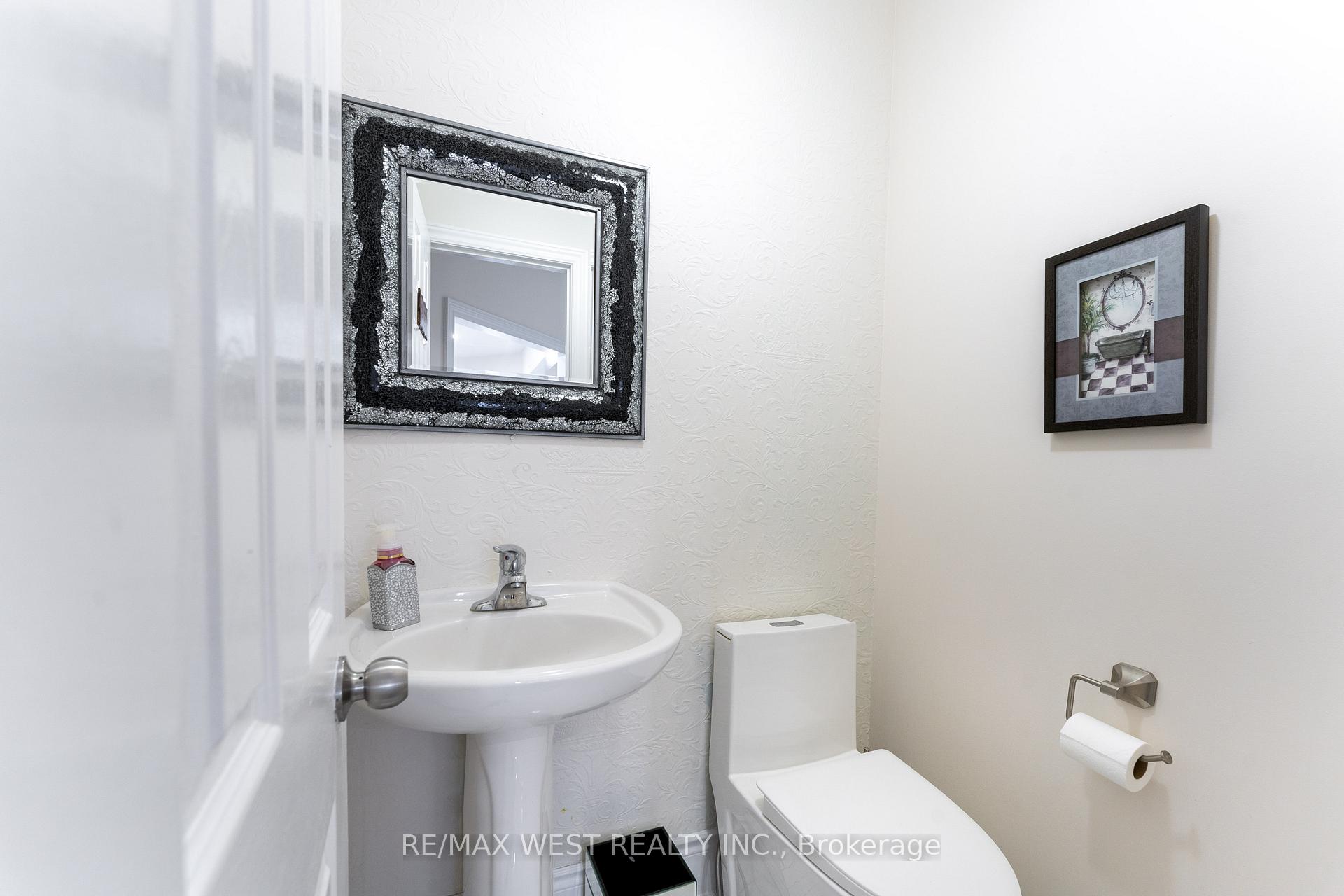 Photo 10 of 14 Jessica Drive, Barrie, Painswick South — HOMEH