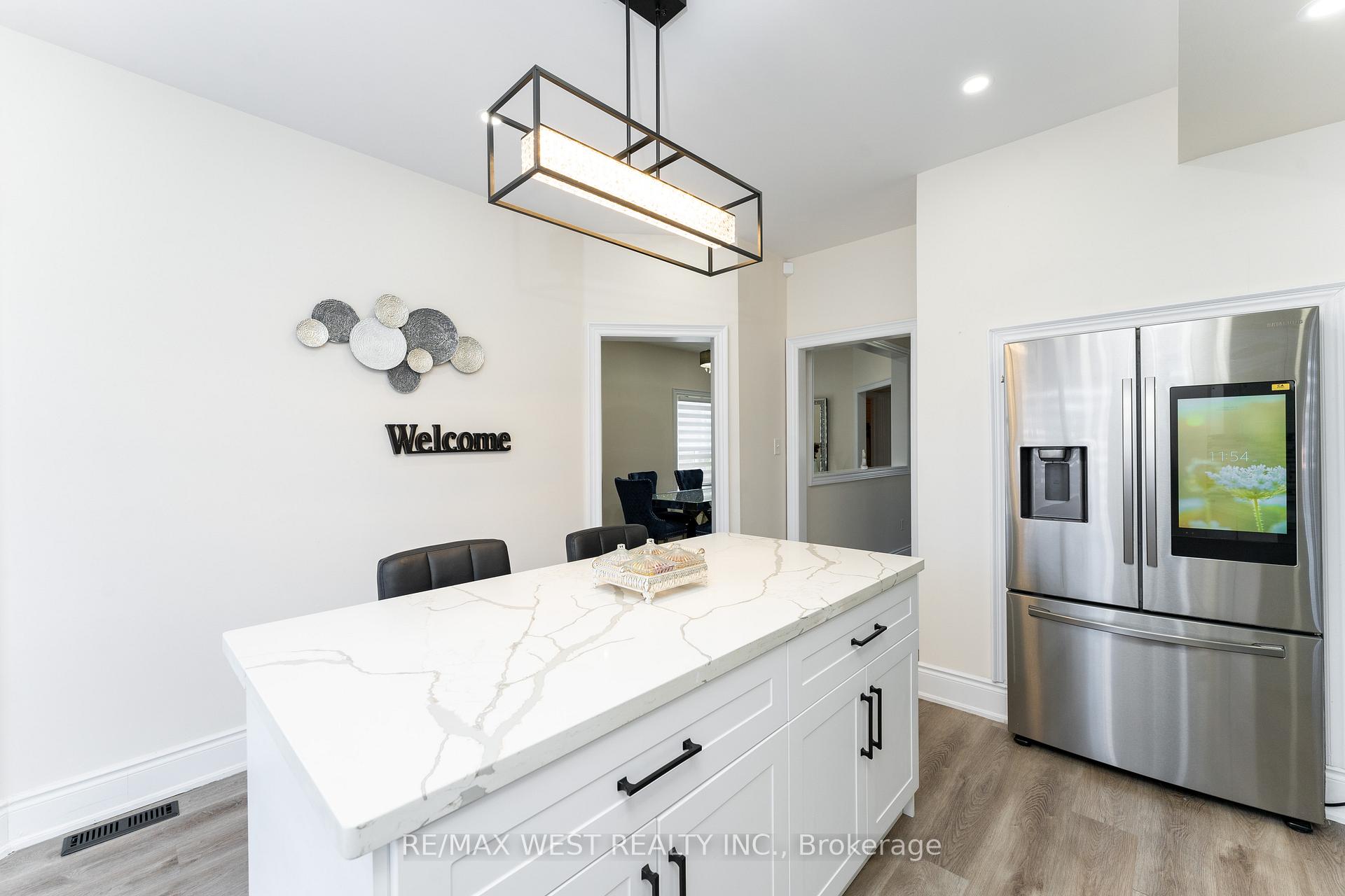 Photo 23 of 14 Jessica Drive, Barrie, Painswick South — HOMEH