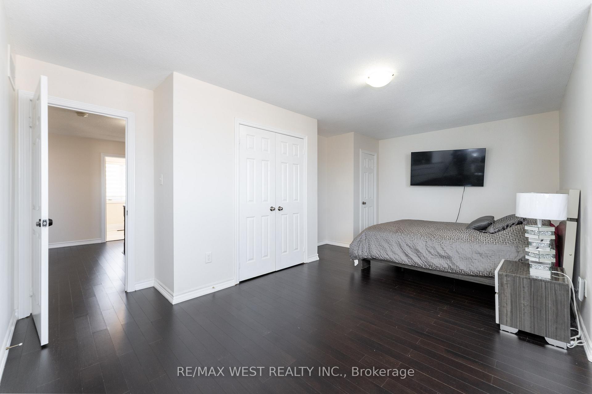 Photo 25 of 14 Jessica Drive, Barrie, Painswick South — HOMEH
