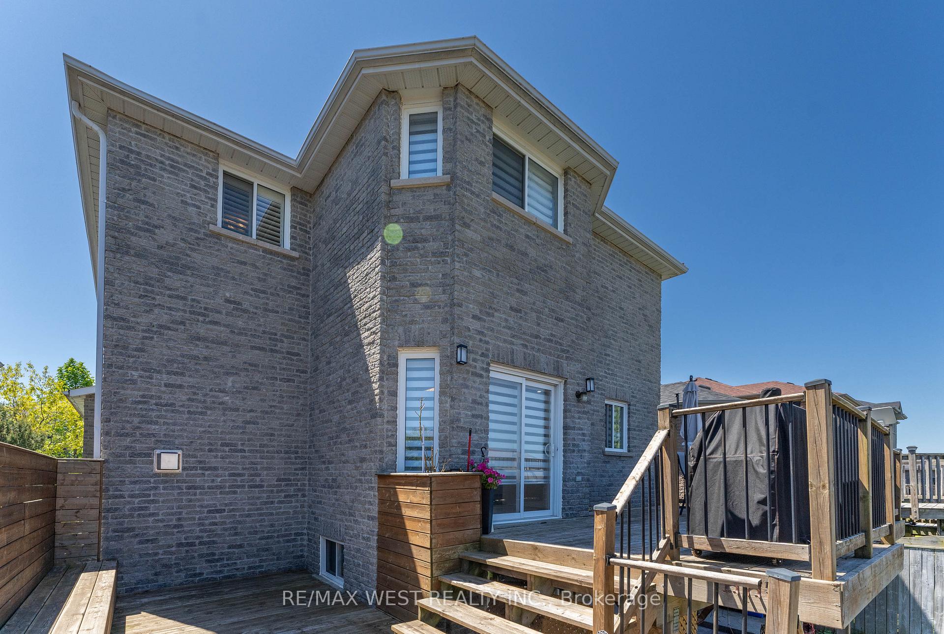 Photo 49 of 14 Jessica Drive, Barrie, Painswick South — HOMEH