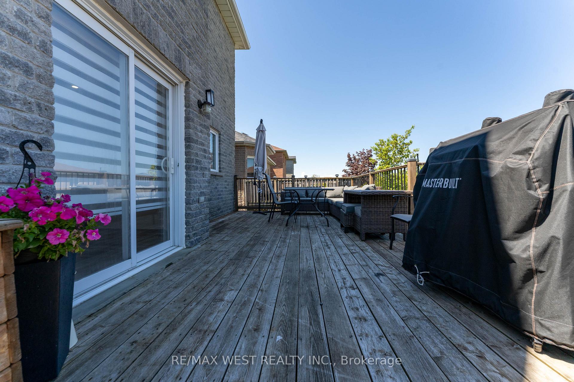 Photo 39 of 14 Jessica Drive, Barrie, Painswick South — HOMEH