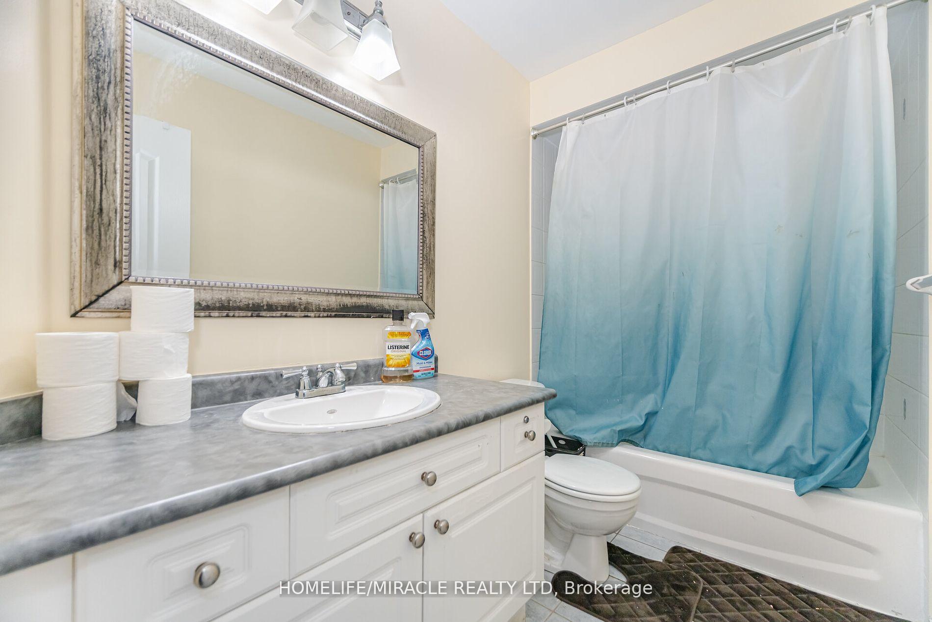 Photo 27 of 21 Roadmaster Lane, Brampton, Fletcher's Meadow — HOMEH