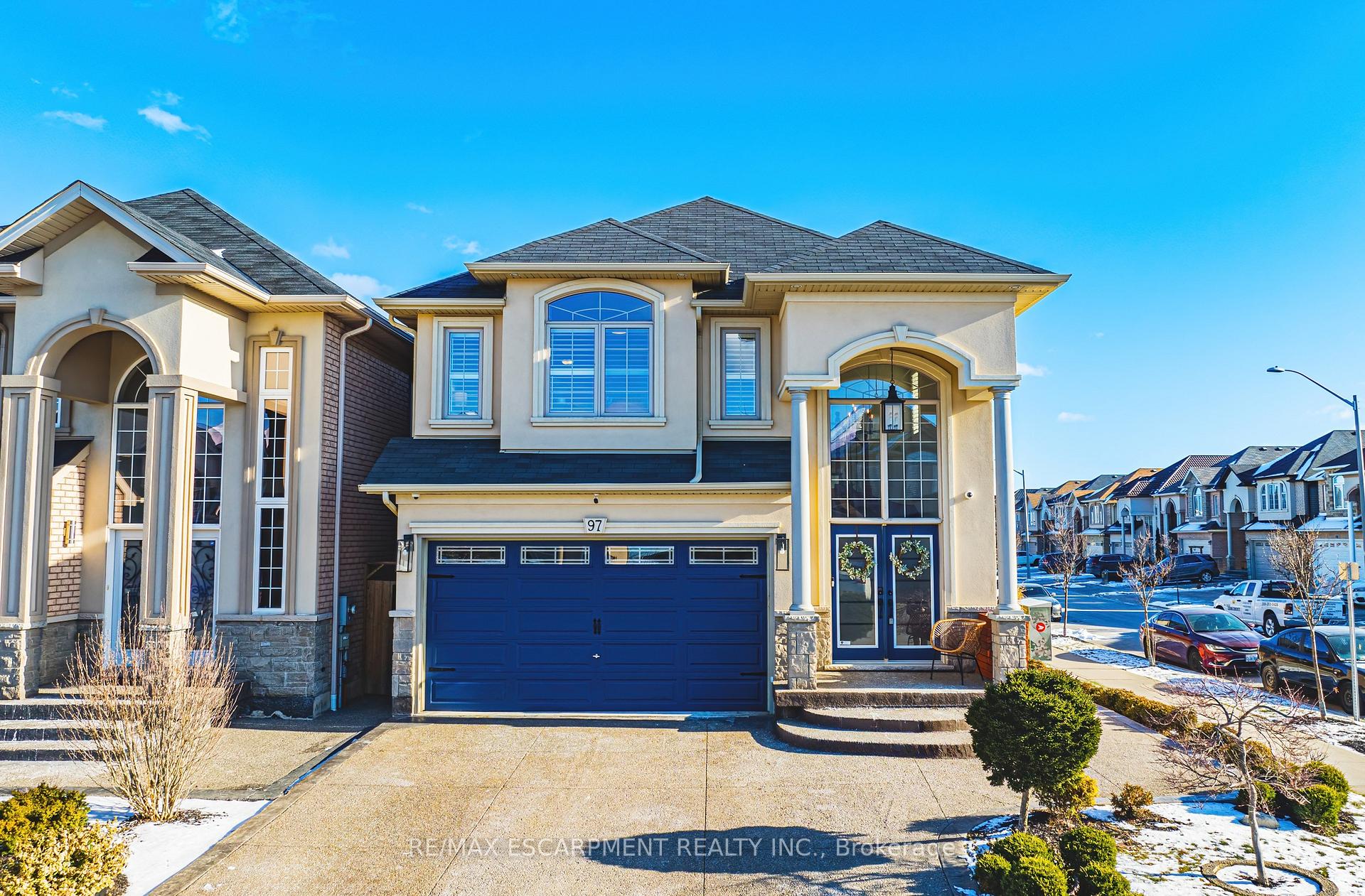 Front of 97 Chartwell Circle