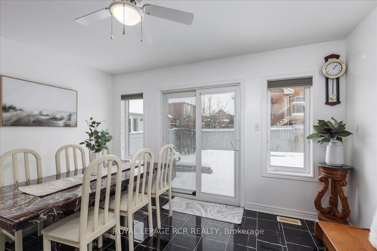 Photo 8 of 40 Silverstone Crescent, Georgina, Keswick South — HOMEH