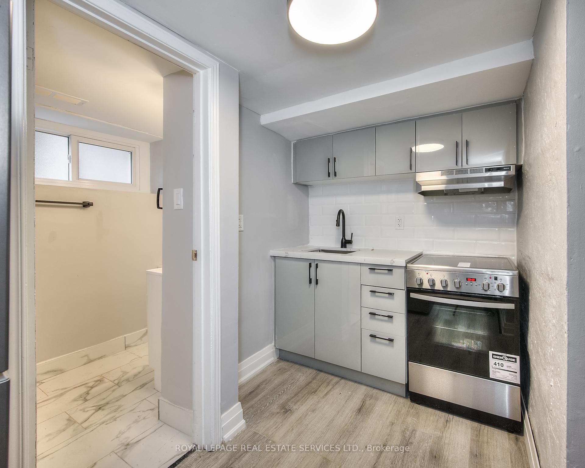 Photo 34 of 19 Clarence Place, Kitchener — HOMEH