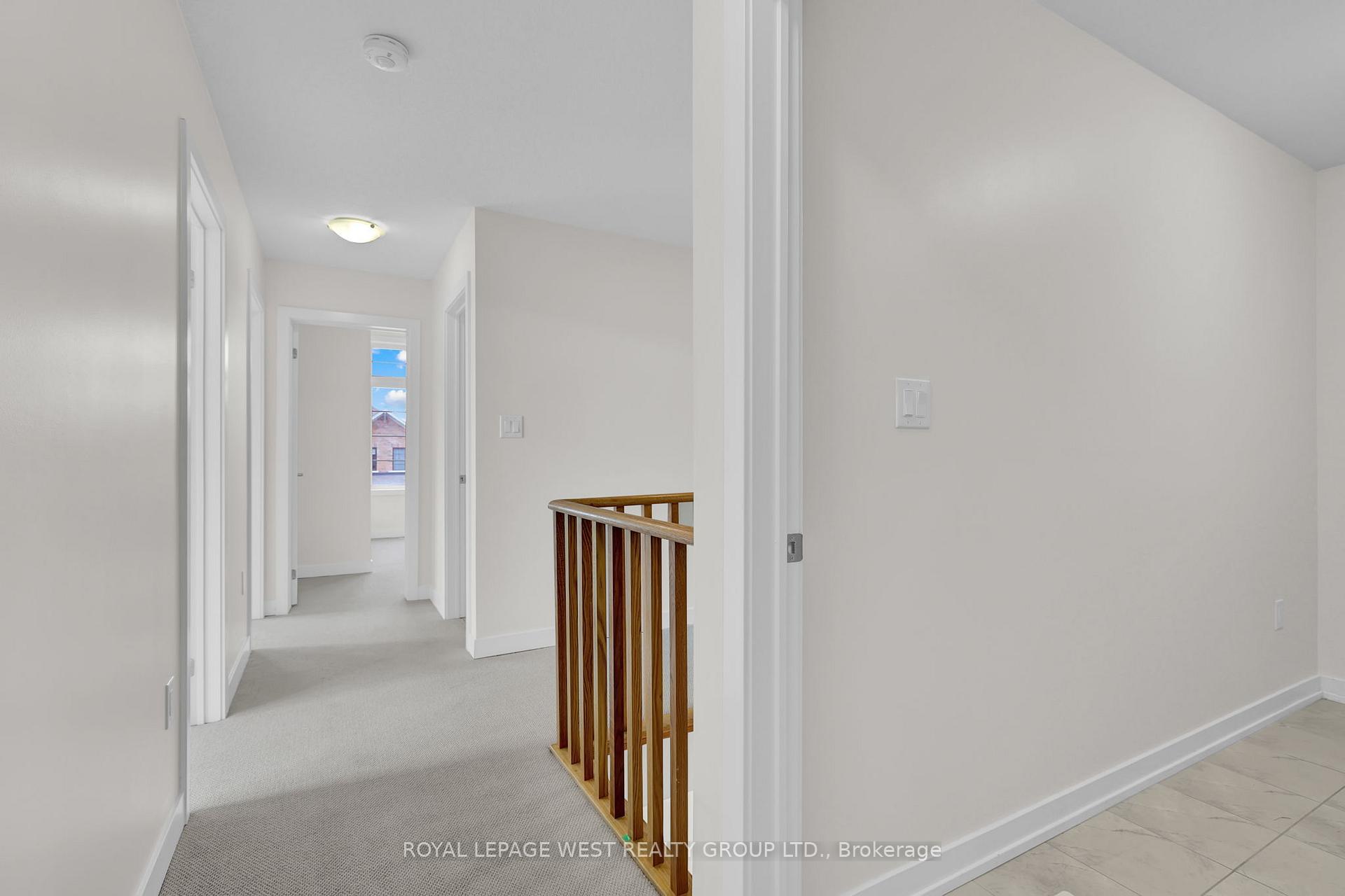 Photo 9 of 124 Lilac Circle, Haldimand — HOMEH