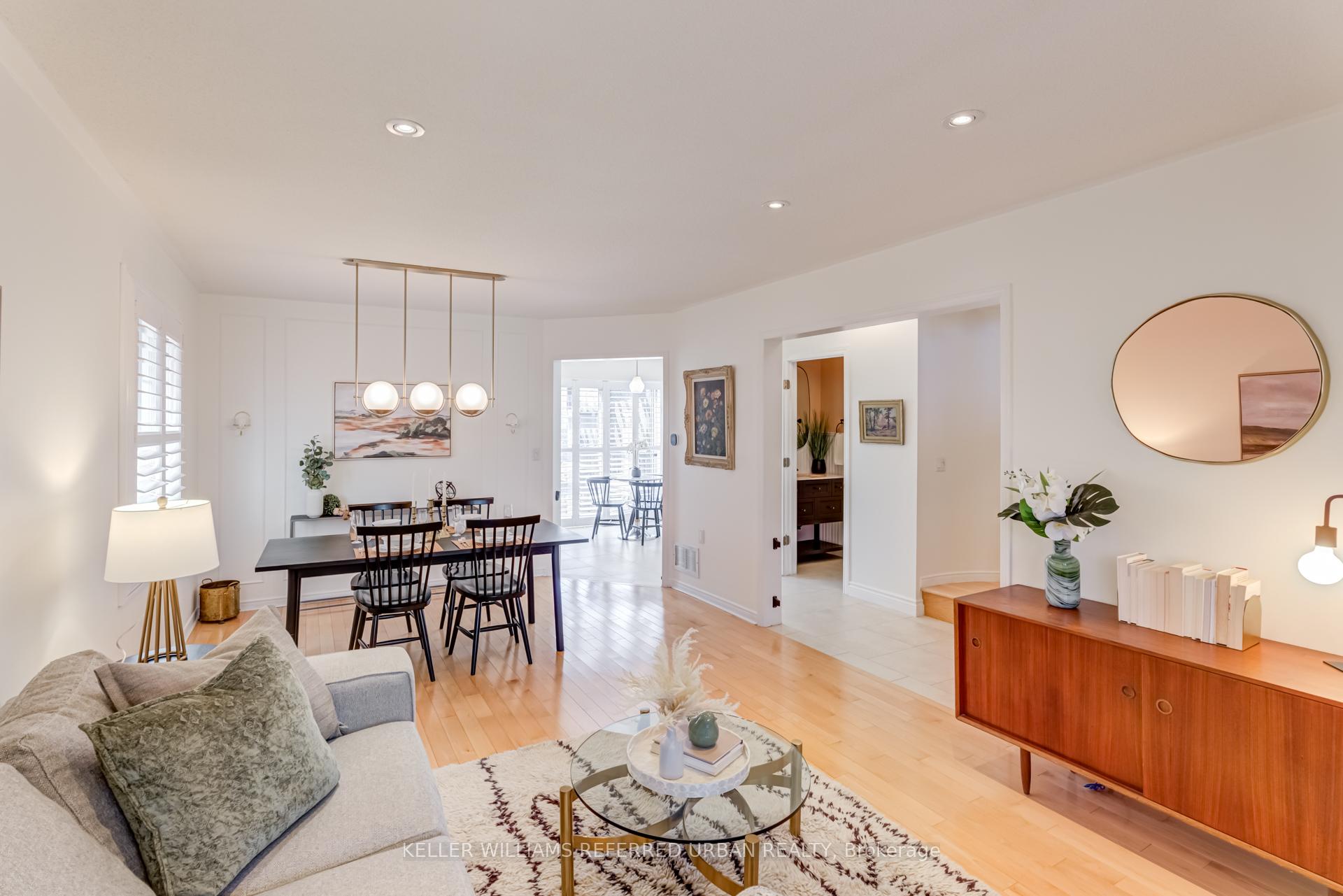 Photo 9 of 105 White Pine Crescent, Pickering, Highbush — HOMEH